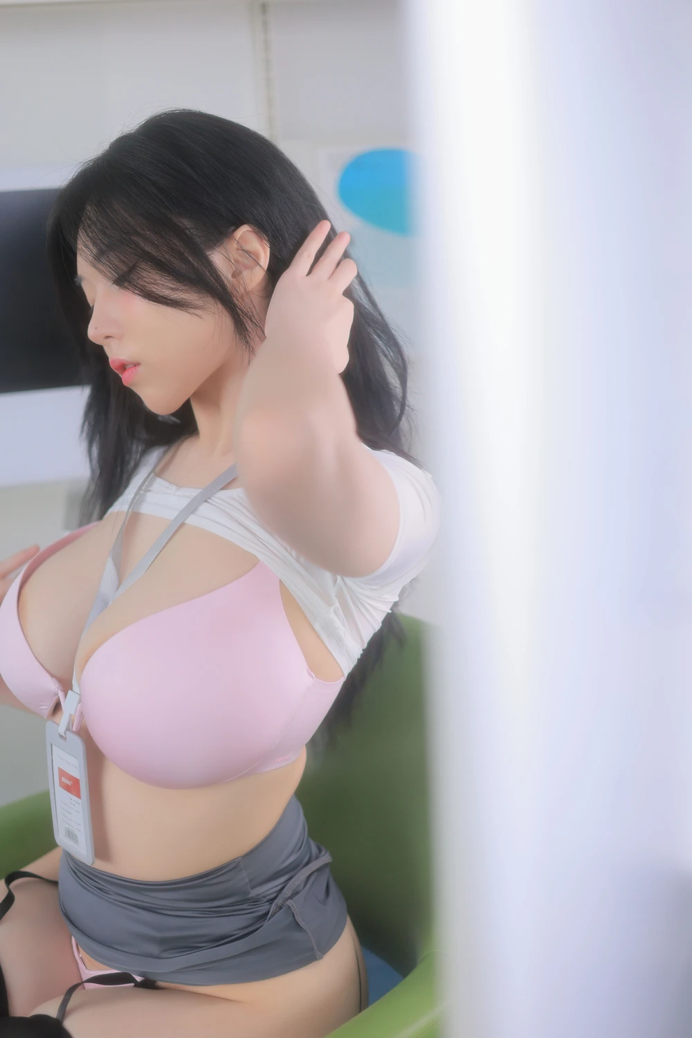 Yeon Woo 연우 – Photobook 「OFFICE」 - P75