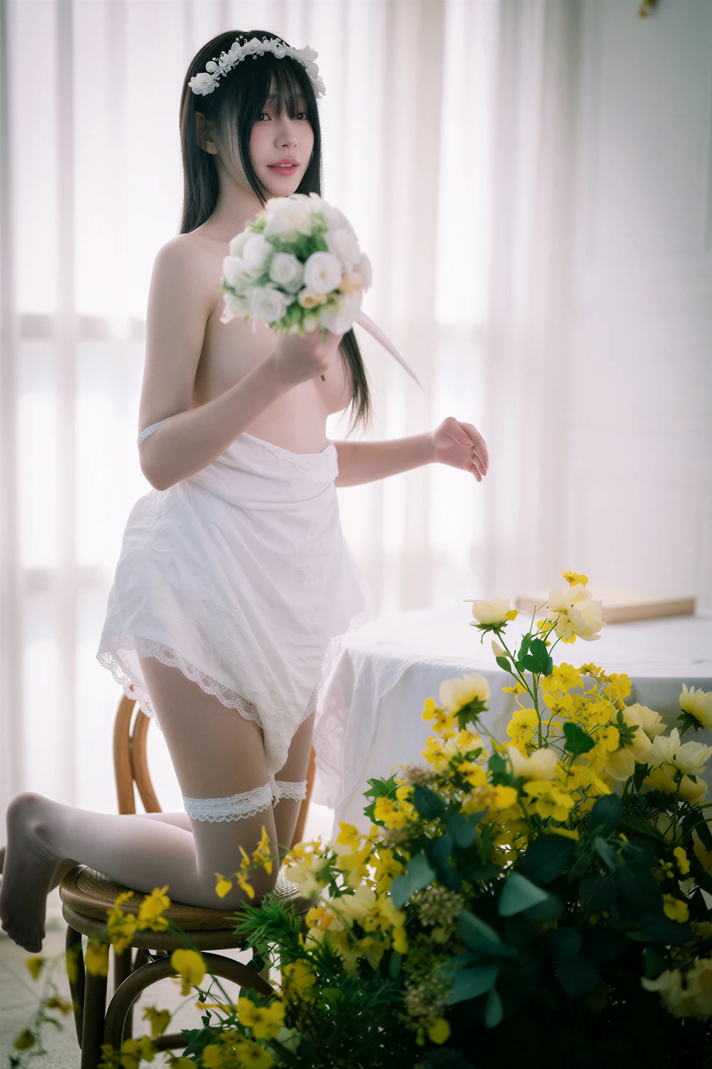 Noah 노아 – MIB Photobook 「Temptation of the EVE」 - P26