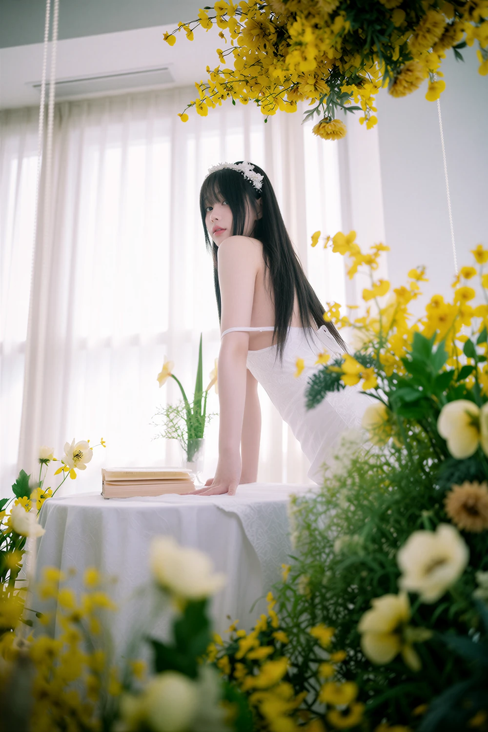 Noah 노아 – MIB Photobook 「Temptation of the EVE」 - P29