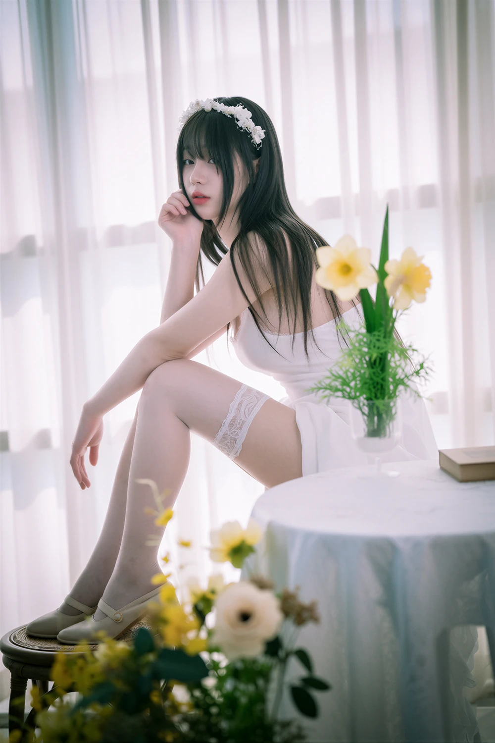 Noah 노아 – MIB Photobook 「Temptation of the EVE」 - P33