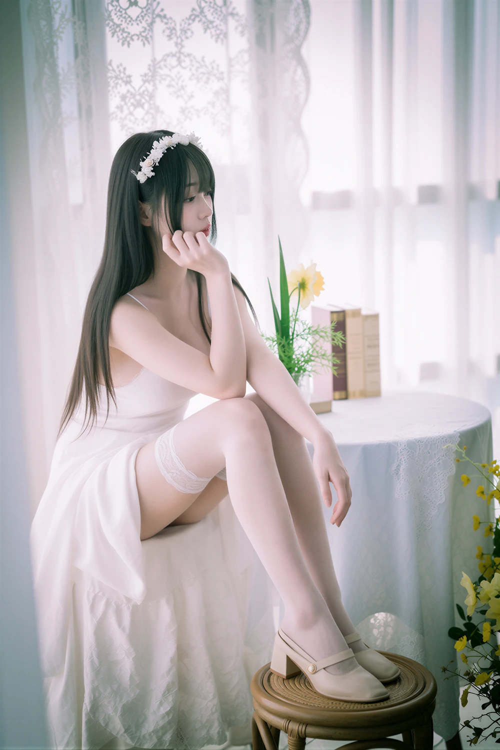Noah 노아 – MIB Photobook 「Temptation of the EVE」 - P34