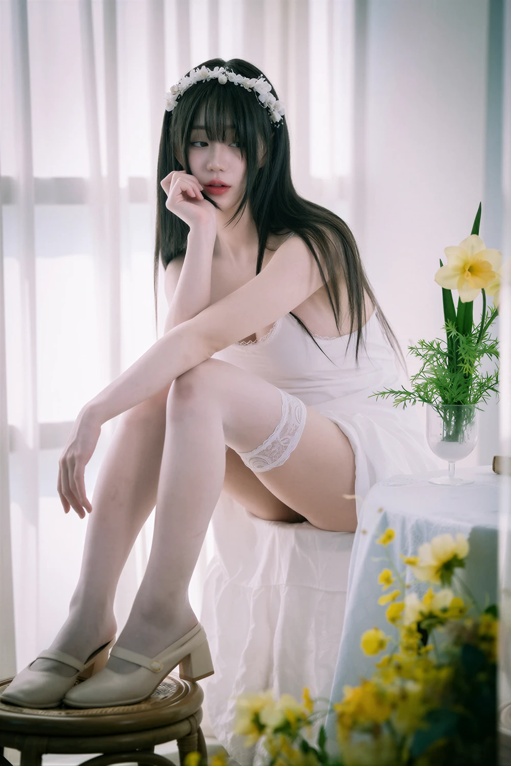 Noah 노아 – MIB Photobook 「Temptation of the EVE」 - P35