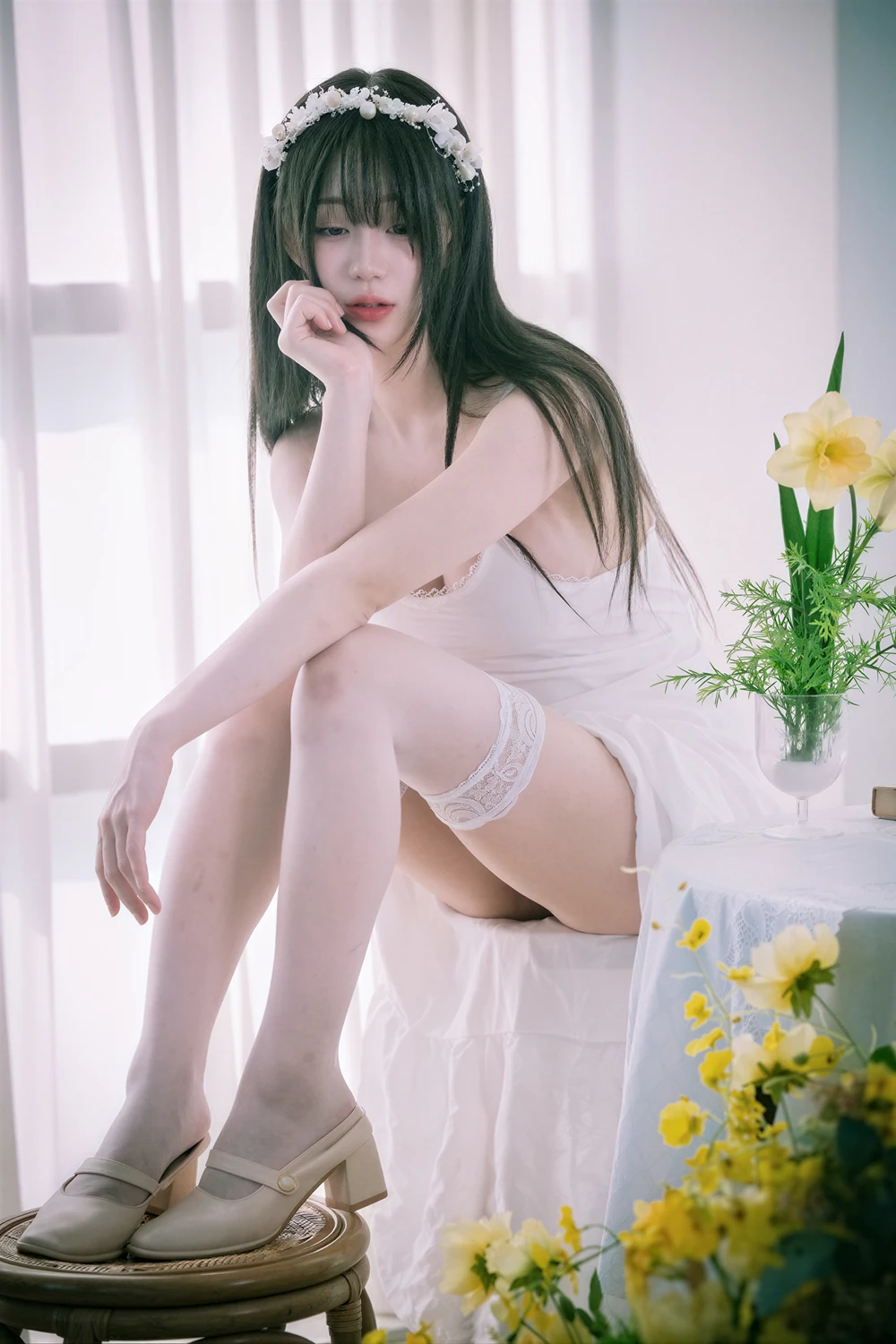 Noah 노아 – MIB Photobook 「Temptation of the EVE」 - P37