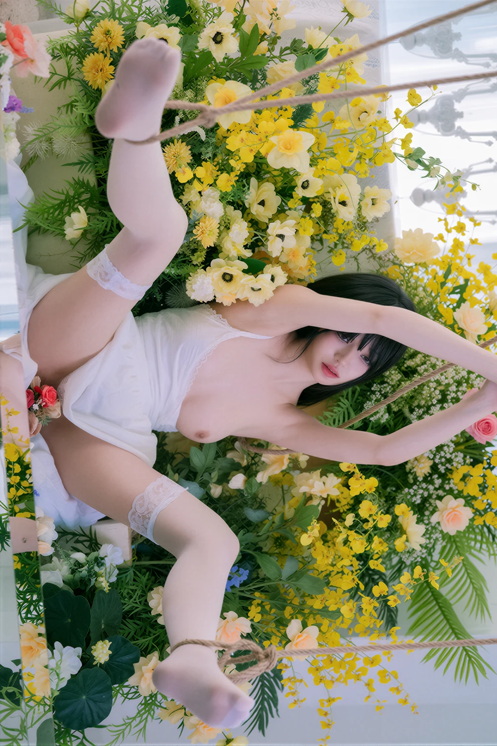 Noah 노아 – MIB Photobook 「Temptation of the EVE」 - P58