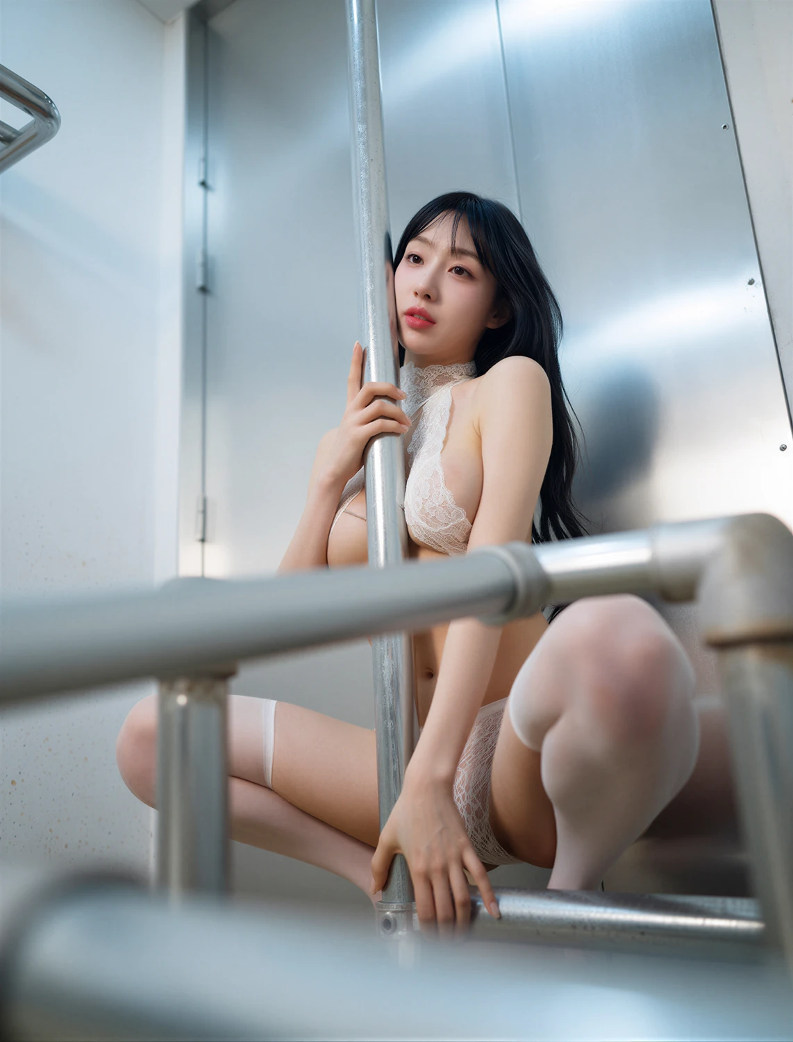 Gyuri 규리 – Bimilstory Vol.08 「Comeback Album – White or Black」 - P73