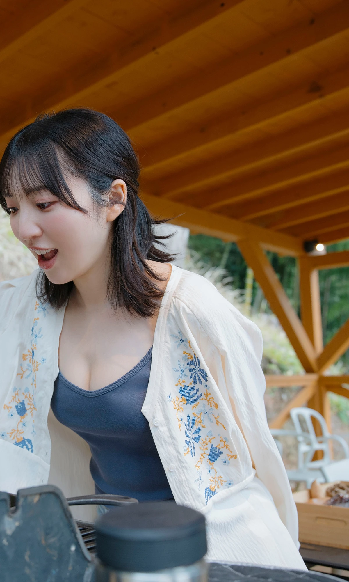 Moe Toyota 豊田萌絵 – 週プレ Photo Book 「Day by Day」 - P103