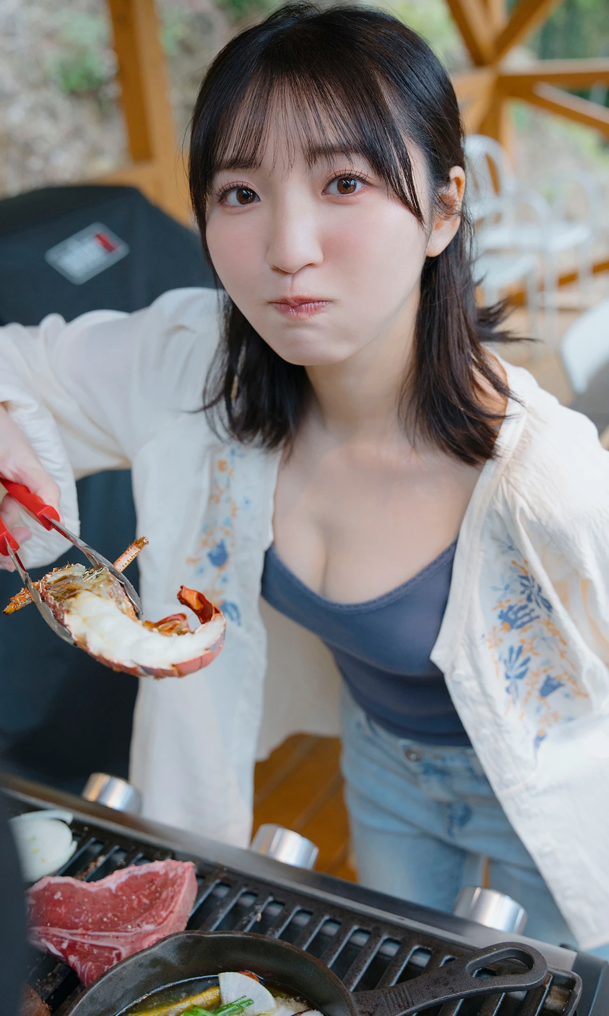 Moe Toyota 豊田萌絵 – 週プレ Photo Book 「Day by Day」 - P104