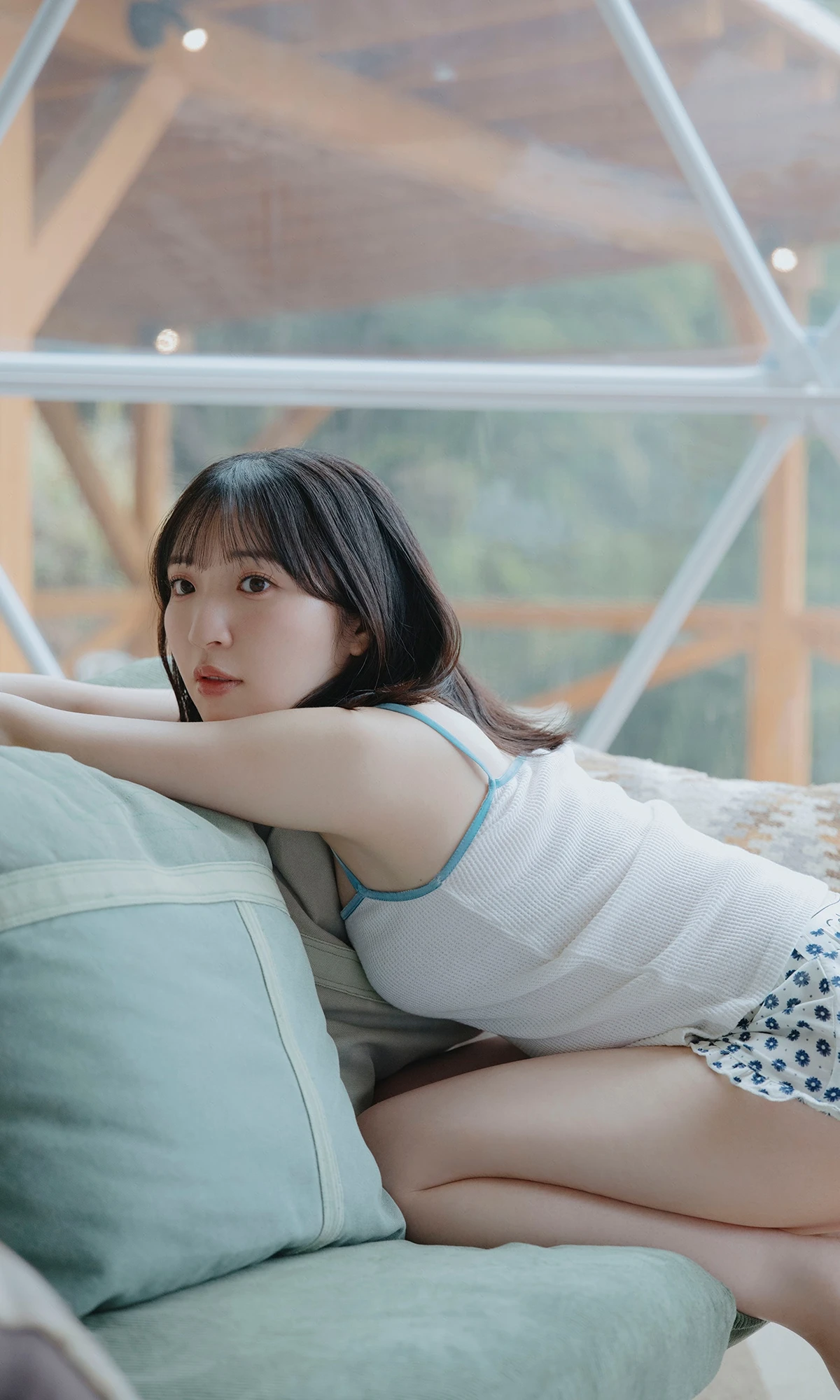 Moe Toyota 豊田萌絵 – 週プレ Photo Book 「Day by Day」 - P2