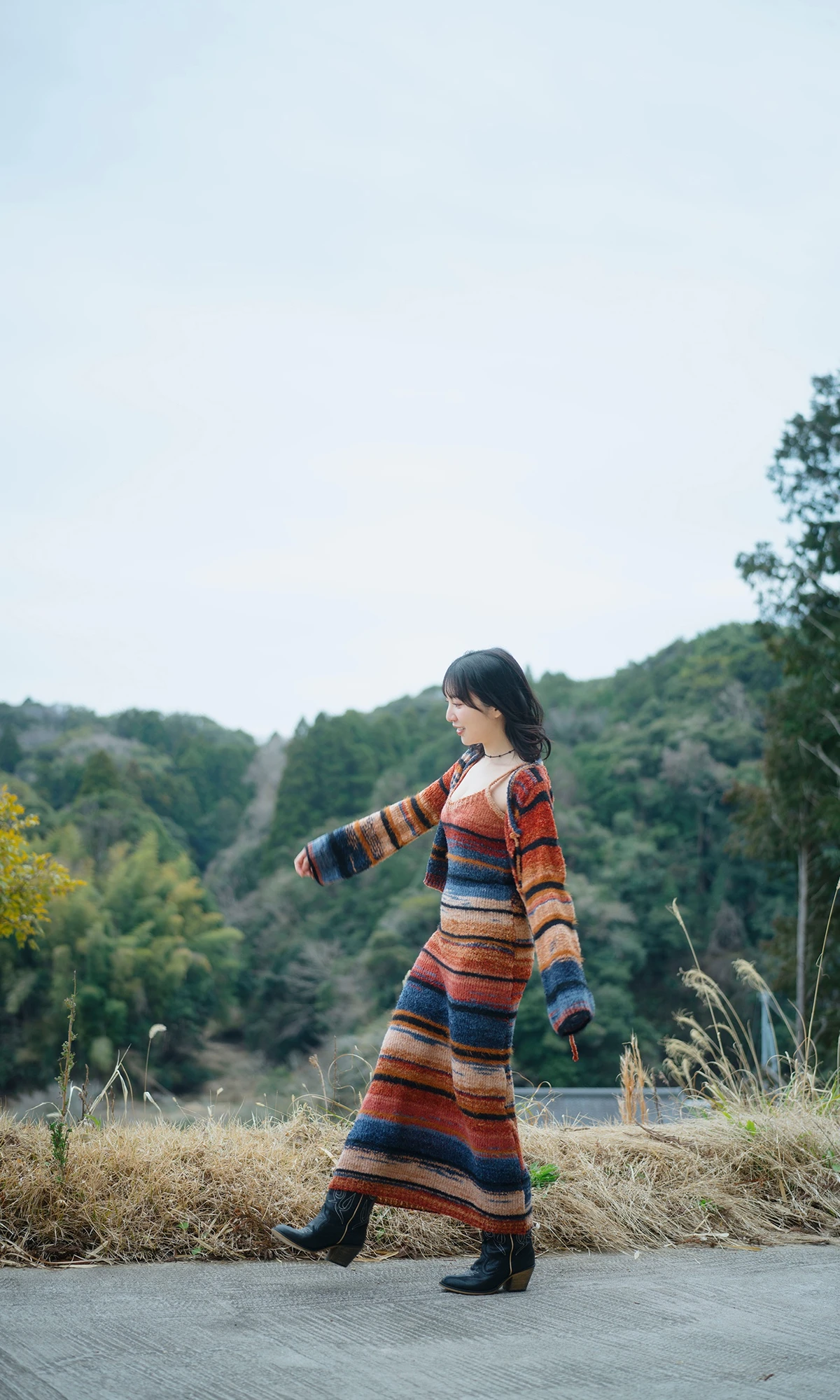 Moe Toyota 豊田萌絵 – 週プレ Photo Book 「Day by Day」 - P84