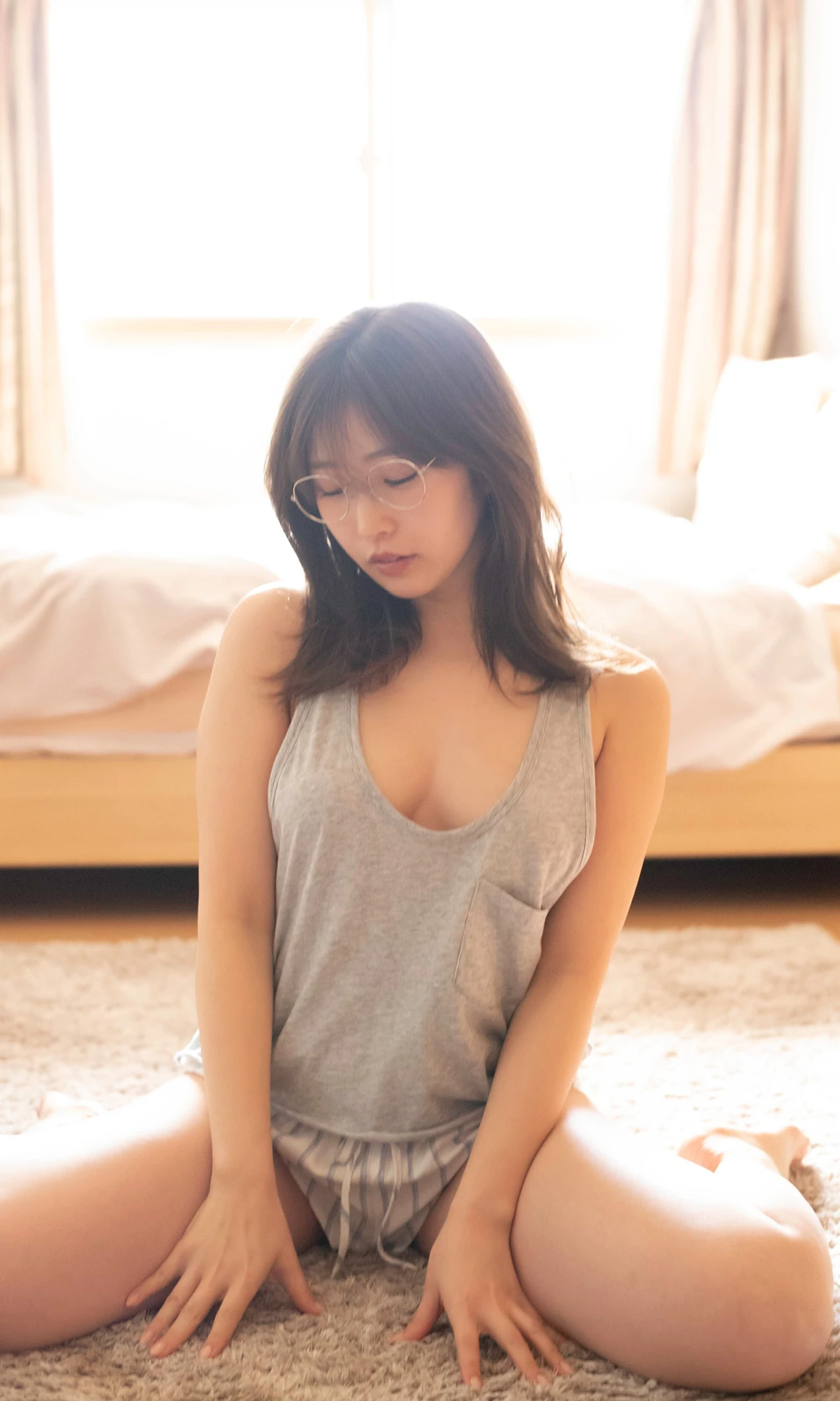 Kasame 花雨 – 写真集 「真昼の出来事」 - P64