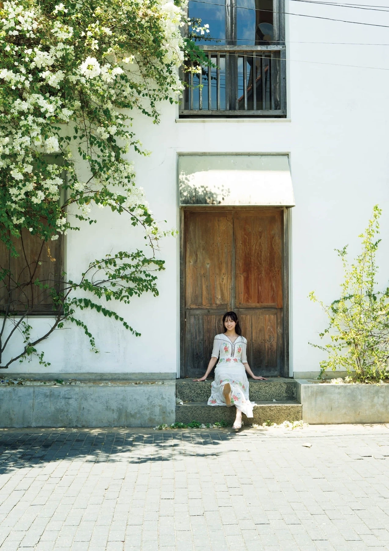 Aoi Mizobata 溝端葵 – 1st写真集 「あおいままで。」 - P125