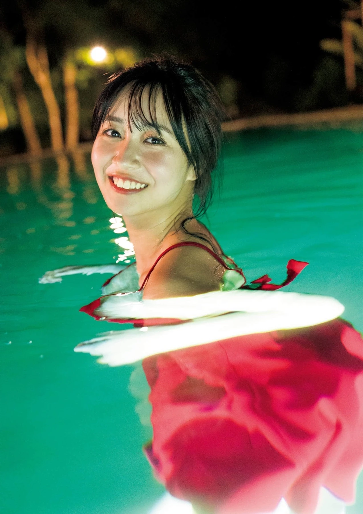 Aoi Mizobata 溝端葵 – 1st写真集 「あおいままで。」 - P54