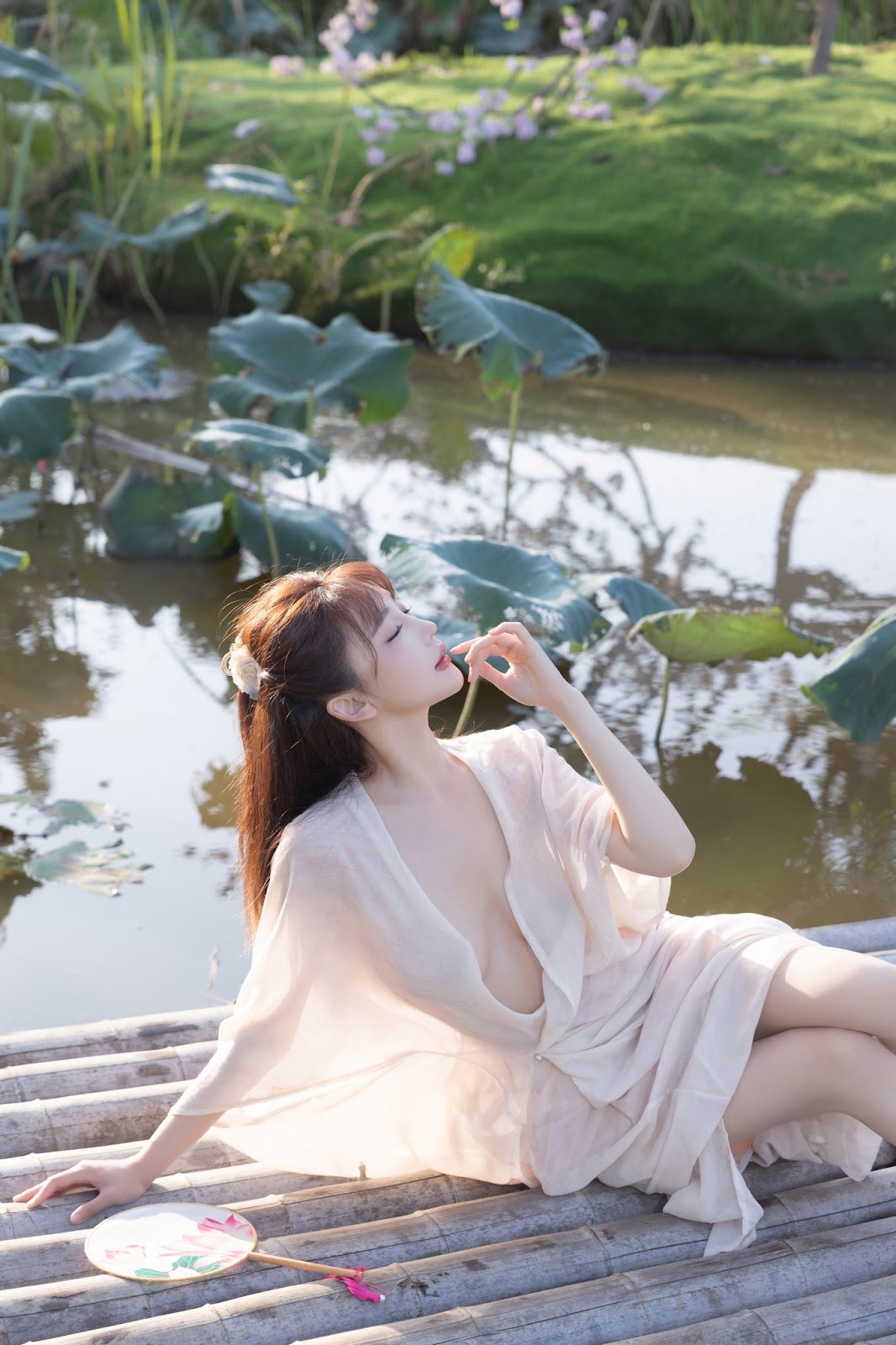 [内购无水印] Lu Xuan Xuan (陆萱萱) – 秀人网模特 荷花 - P10
