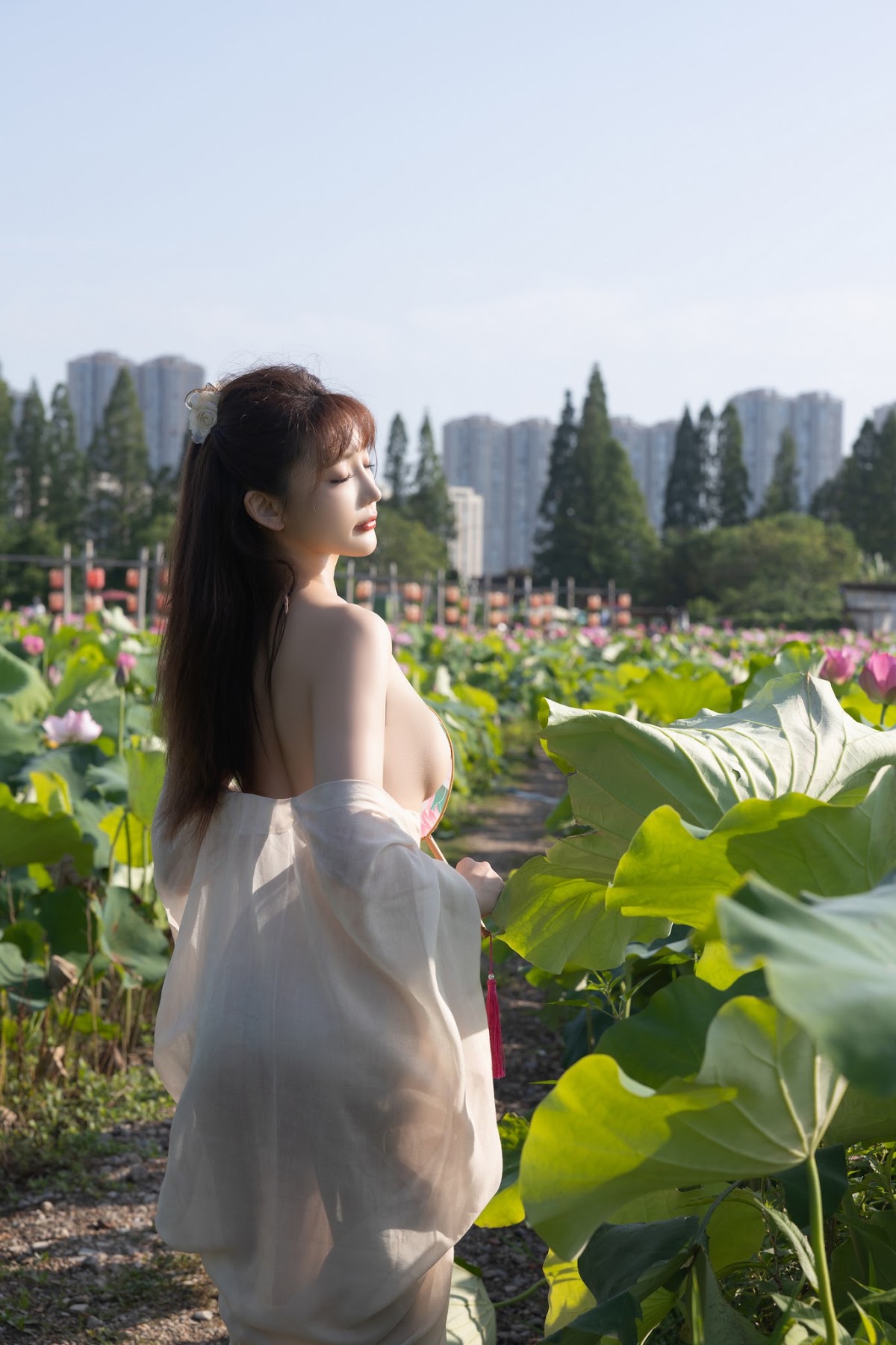 [内购无水印] Lu Xuan Xuan (陆萱萱) – 秀人网模特 荷花 - P30
