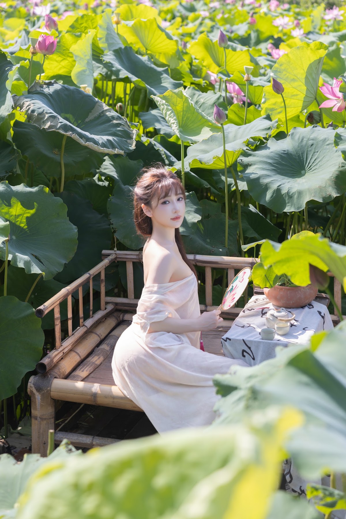 [内购无水印] Lu Xuan Xuan (陆萱萱) – 秀人网模特 荷花 - P57