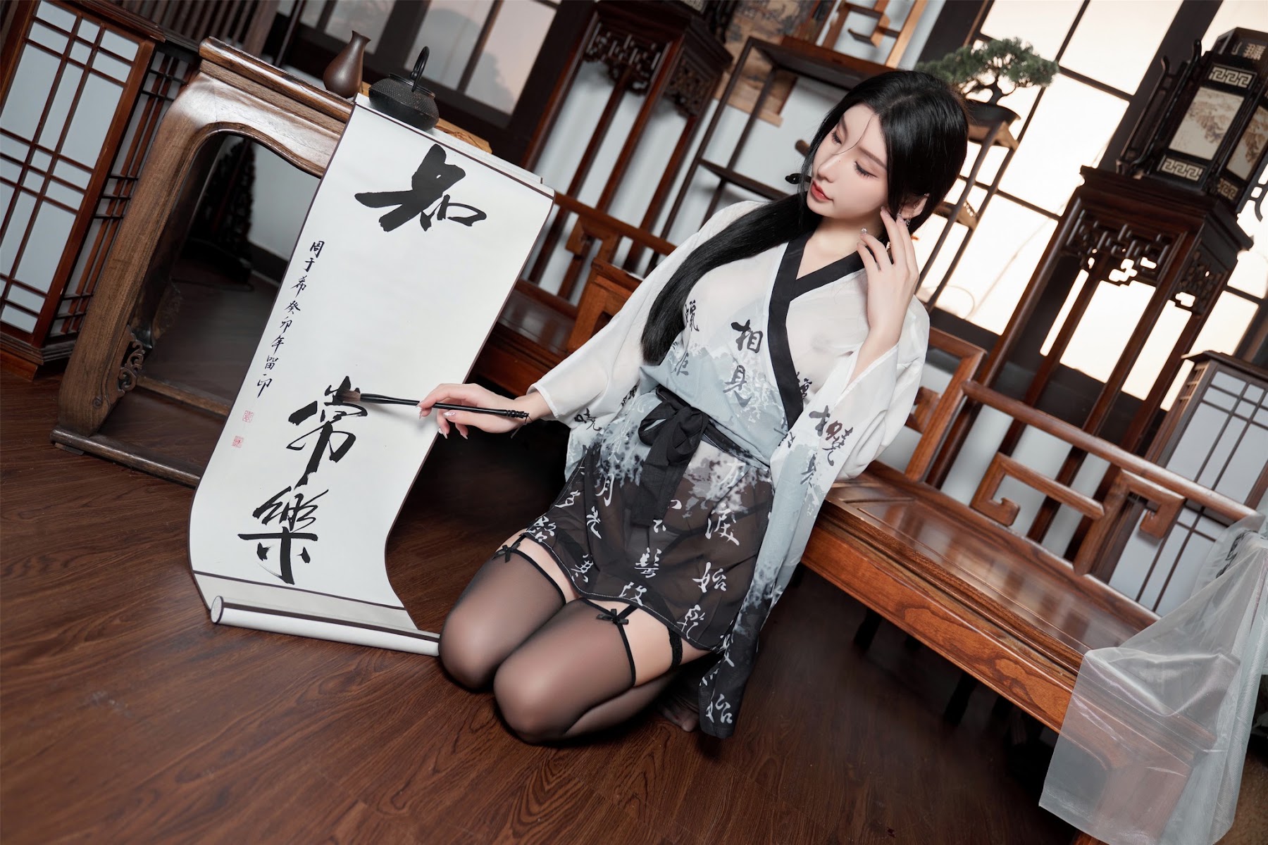 [内购无水印] Zhou Yuxi (周于希) – 秀人网模特 铃铛血滴子 - P28