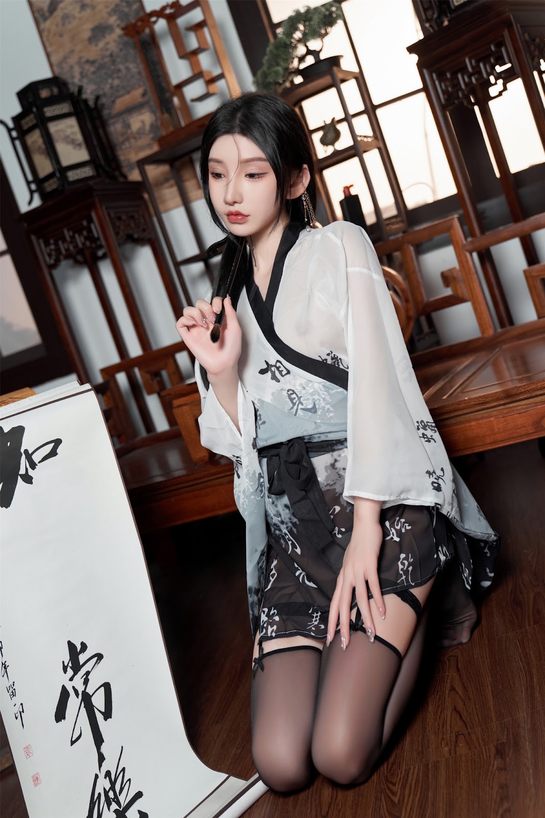 [内购无水印] Zhou Yuxi (周于希) – 秀人网模特 铃铛血滴子 - P29
