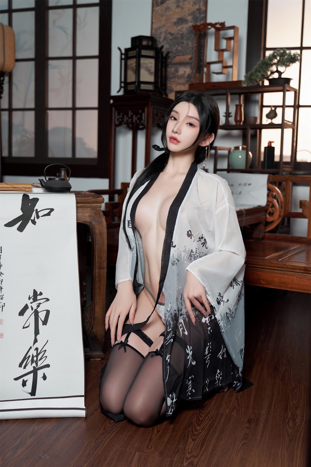 [内购无水印] Zhou Yuxi (周于希) – 秀人网模特 铃铛血滴子 - P40