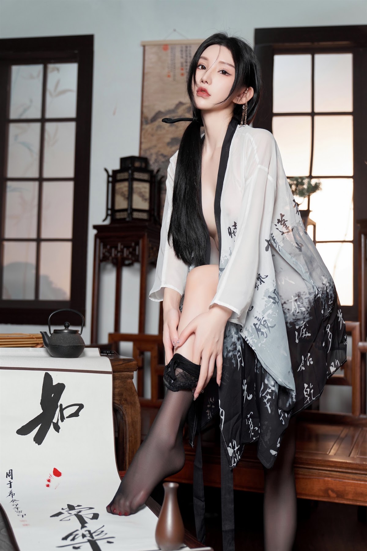 [内购无水印] Zhou Yuxi (周于希) – 秀人网模特 铃铛血滴子 - P73