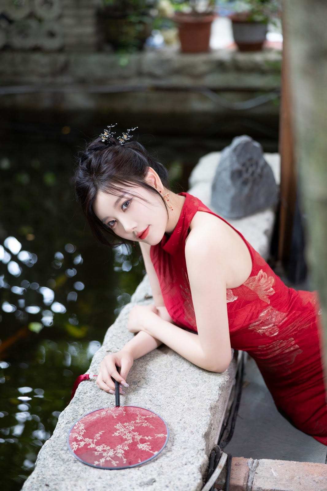 [内购无水印] Yang Chen Chen (杨晨晨Yome) – 秀人网模特 红色旗袍 - P30