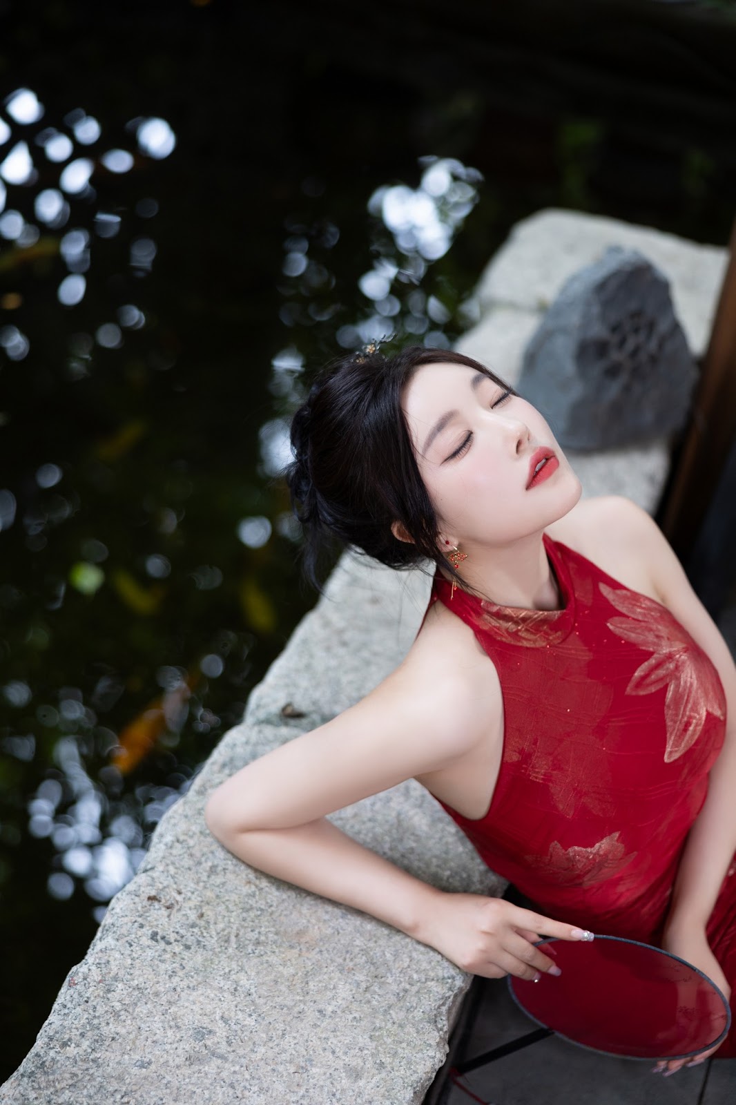 [内购无水印] Yang Chen Chen (杨晨晨Yome) – 秀人网模特 红色旗袍 - P31
