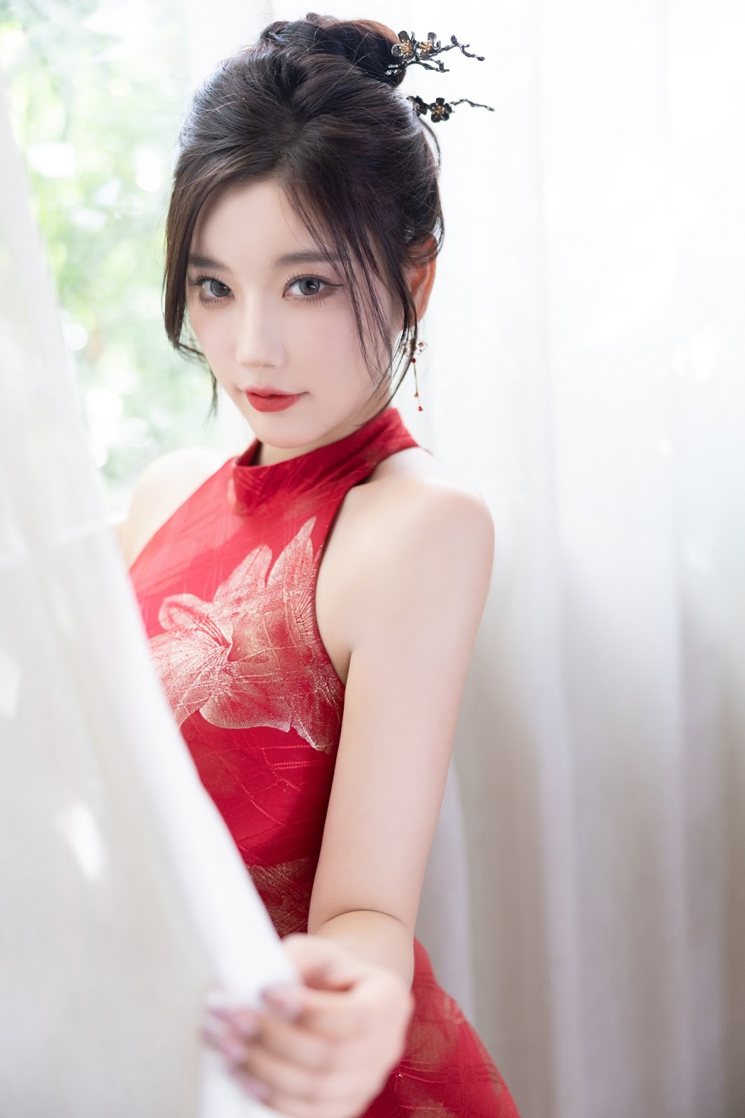 [内购无水印] Yang Chen Chen (杨晨晨Yome) – 秀人网模特 红色旗袍 - P38