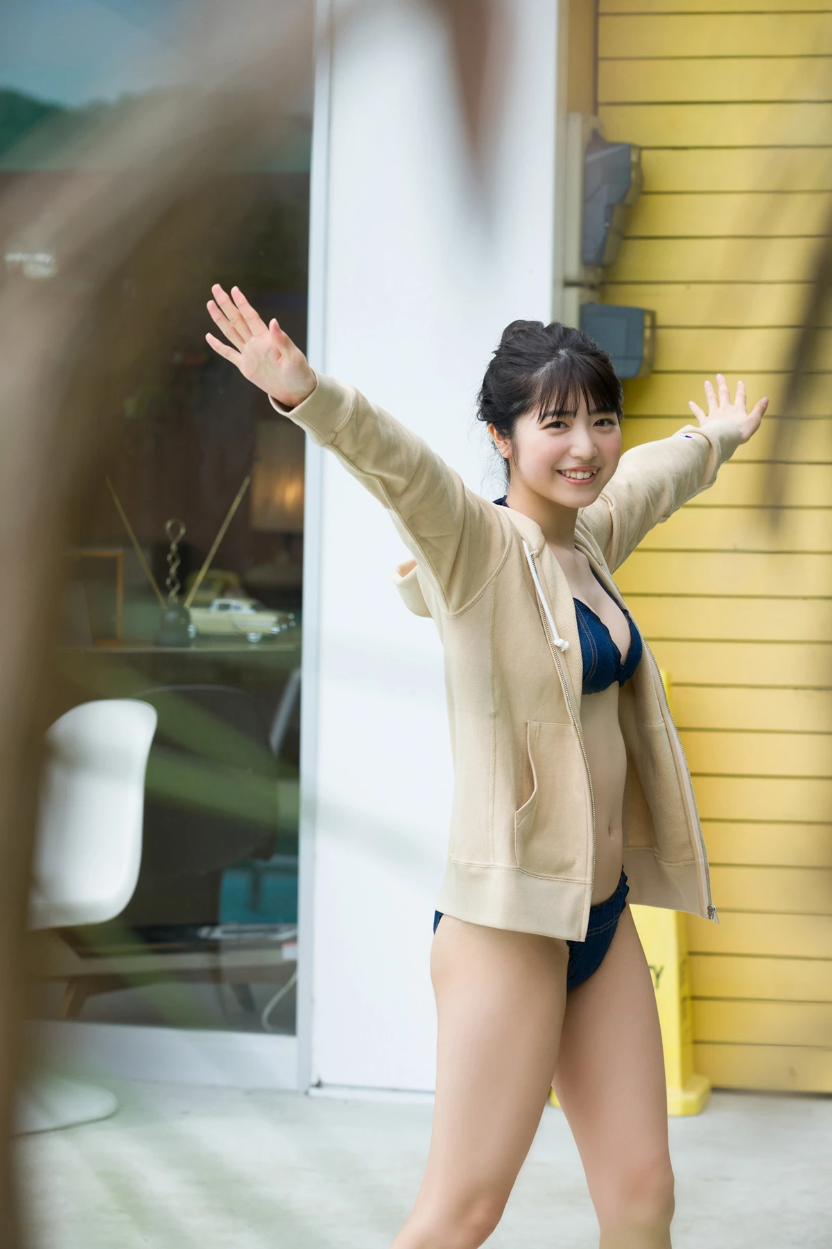 Rio Yoshida 吉田莉桜 – 漫画アクションデジタル写真集 「透明の夏。」 - P2
