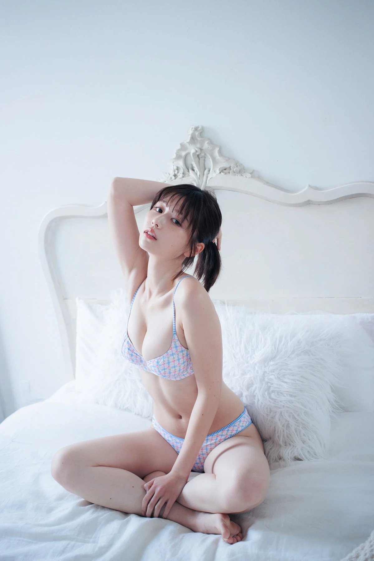Yuzuha Saeki 冴木柚葉 – SPA！デジタル写真集 「妄想をかき立てる表情」 - P29