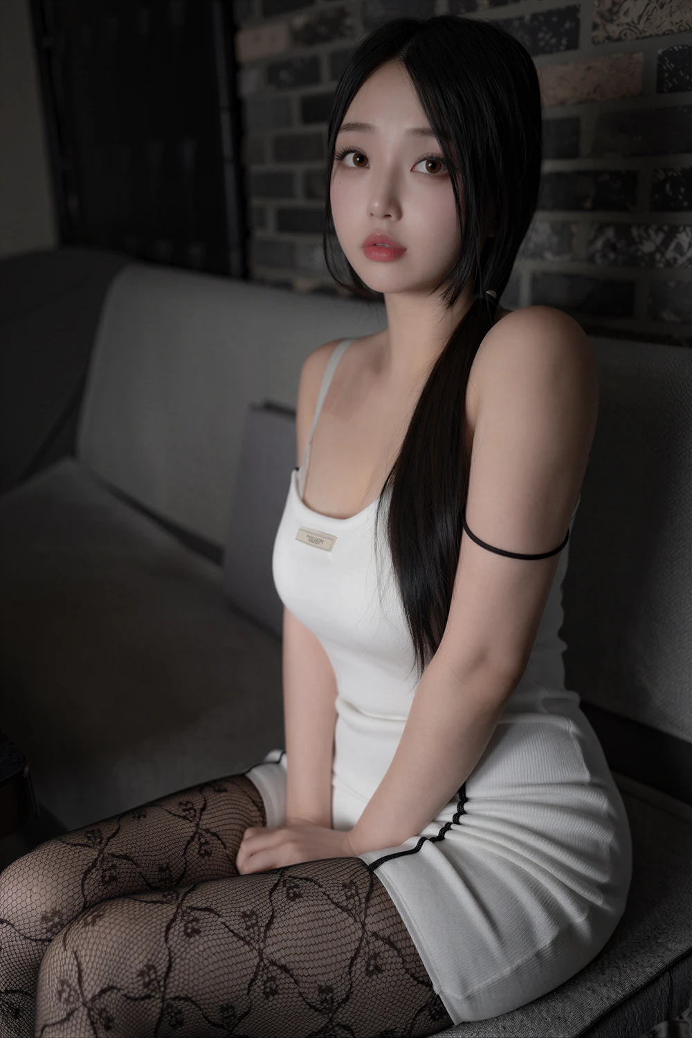 Suji 수지 – Photobook X-LEVEL Vol.53 「Karaoke Girl」 - P4
