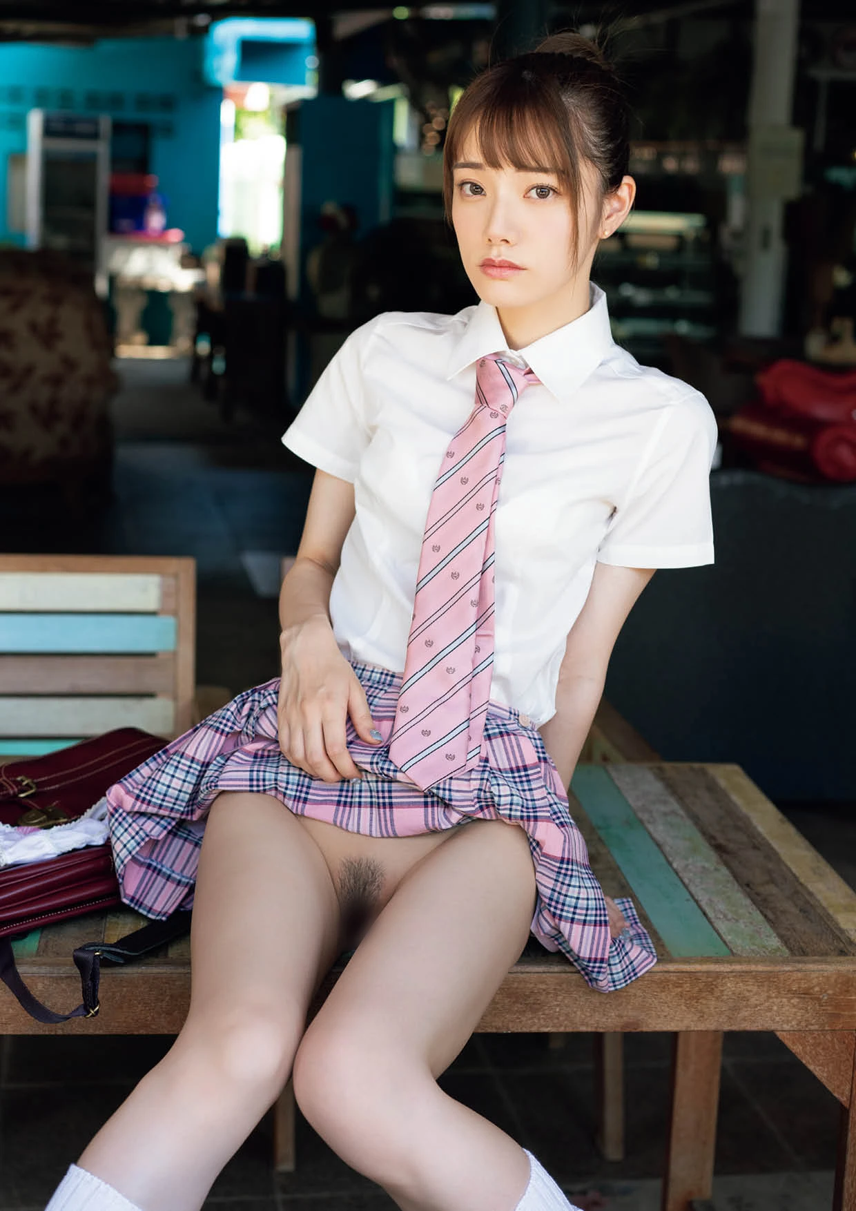 Rena Miyashita 宮下玲奈 – 写真集 『無垢な季節』 増ページ - P9