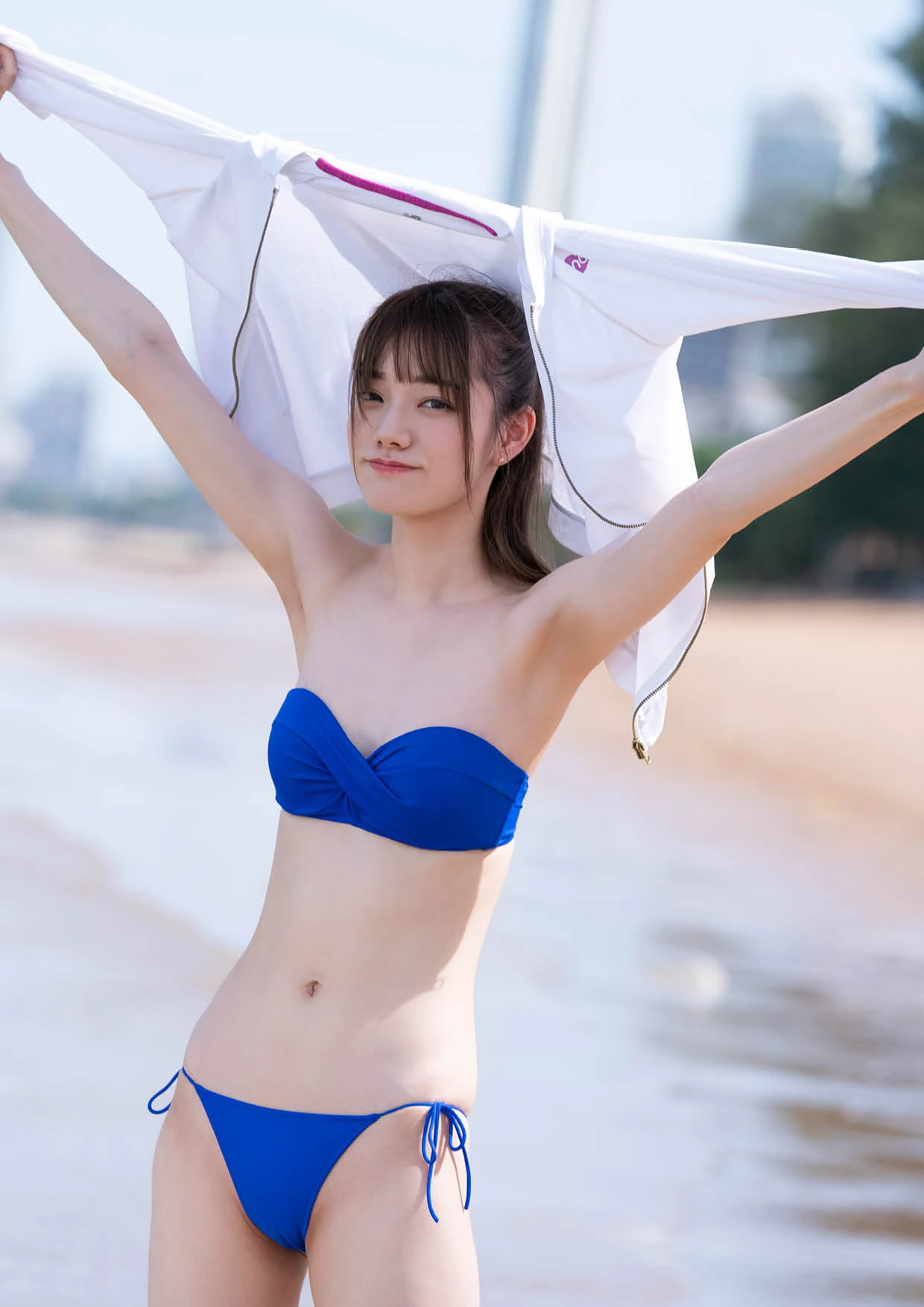 Rena Miyashita 宮下玲奈 – 写真集 『無垢な季節』 増ページ - P32