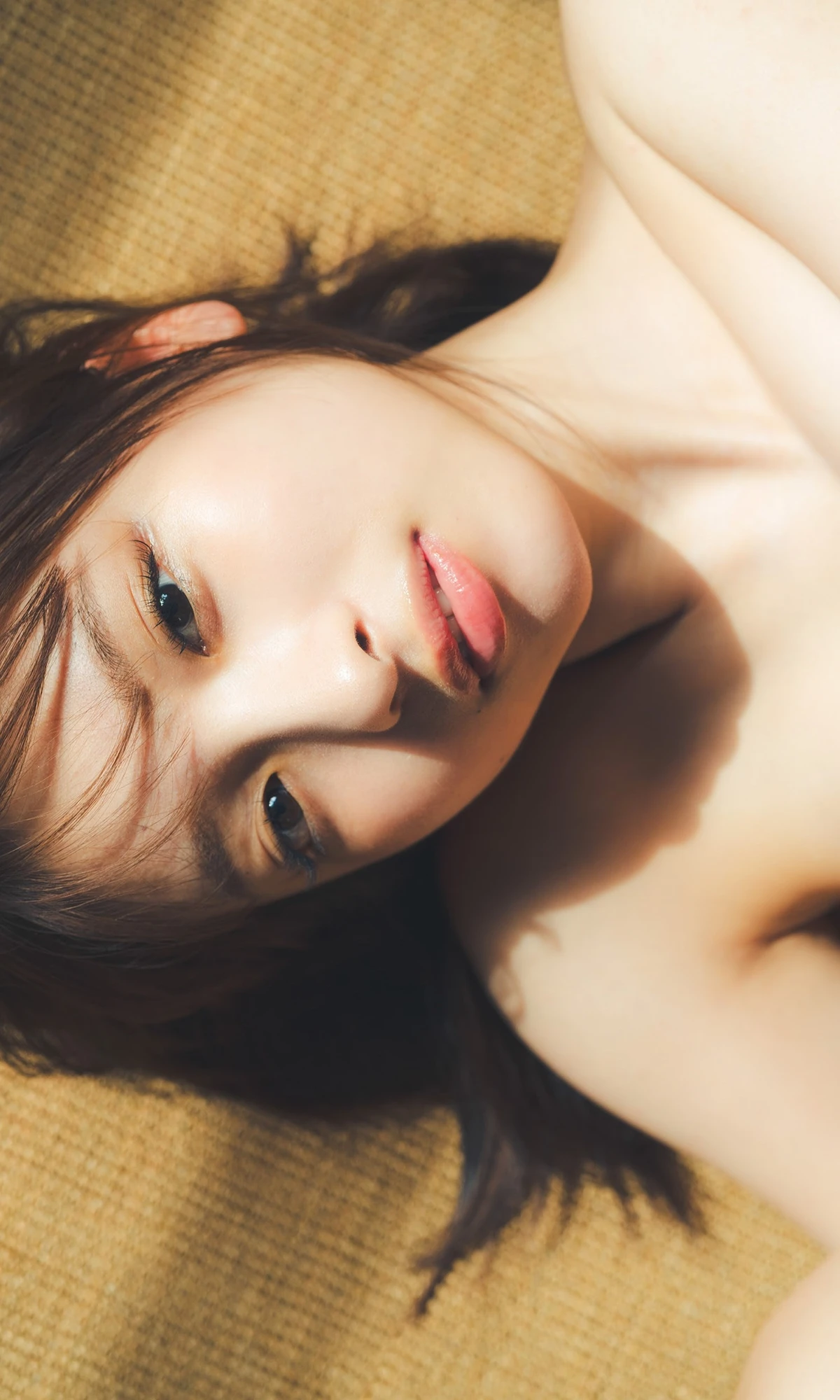 Runa Ichinose 一ノ瀬瑠菜 – 週プレ Photo Book 「愛を込めて」 - P64