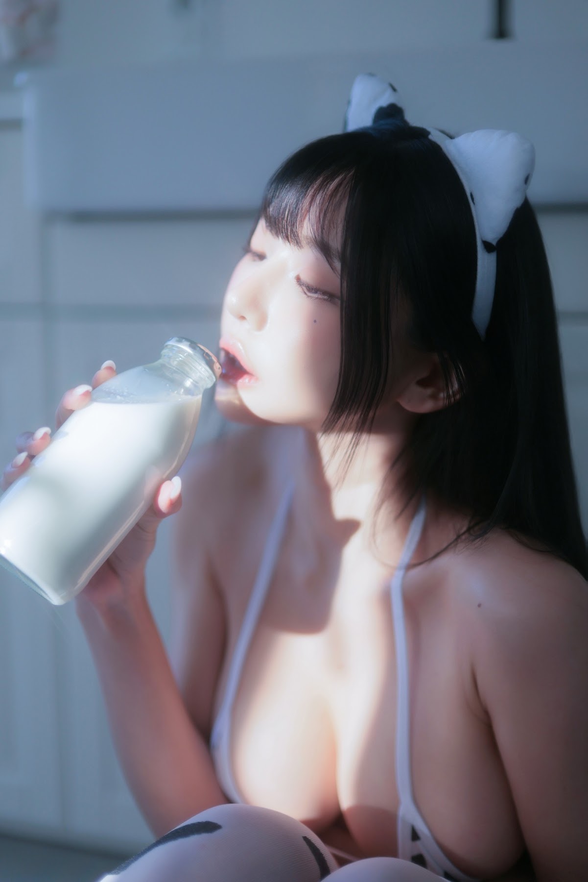 Dongeuran (동그란) – Milk Cow #01 - P64