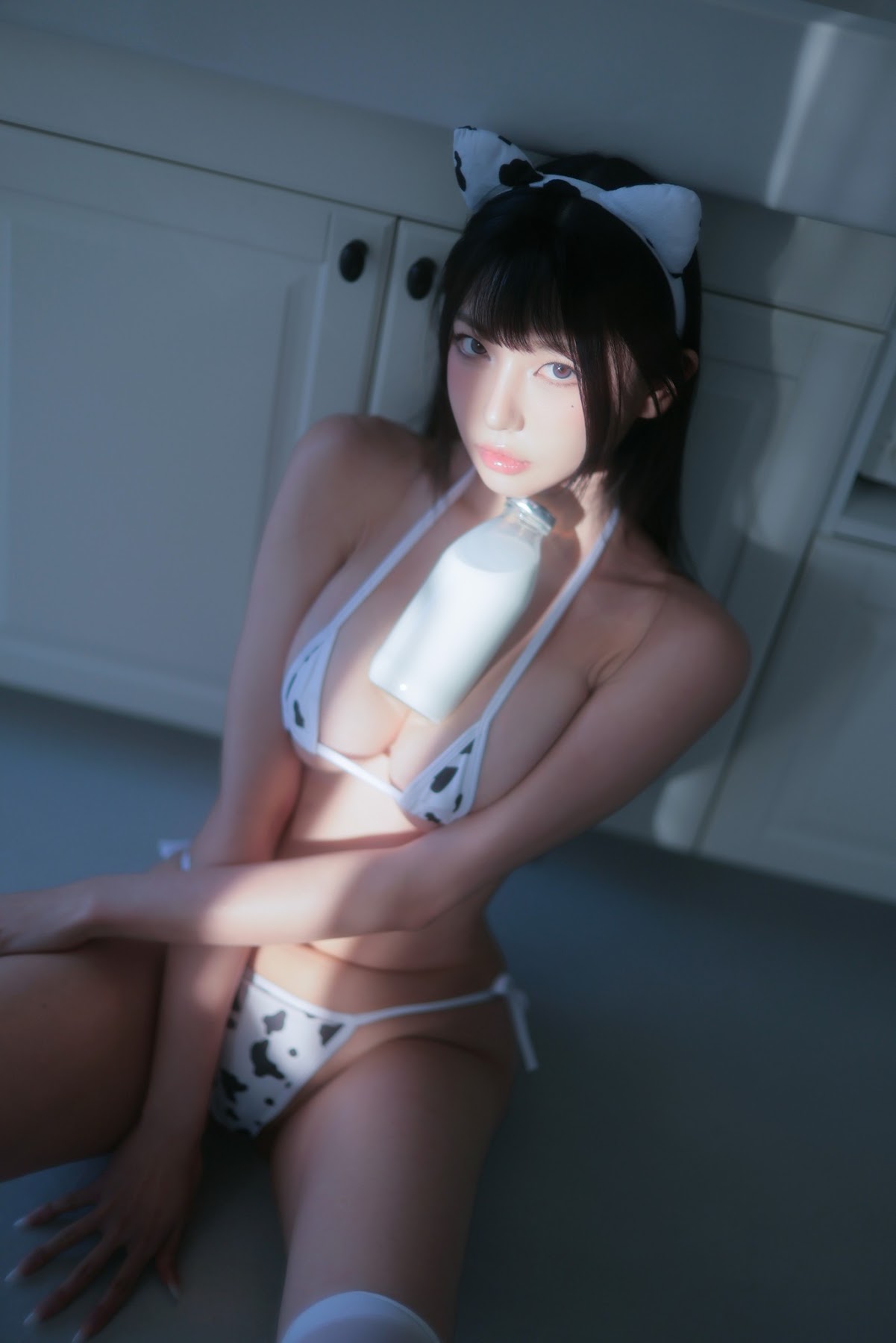 Dongeuran (동그란) – Milk Cow #01 - P83