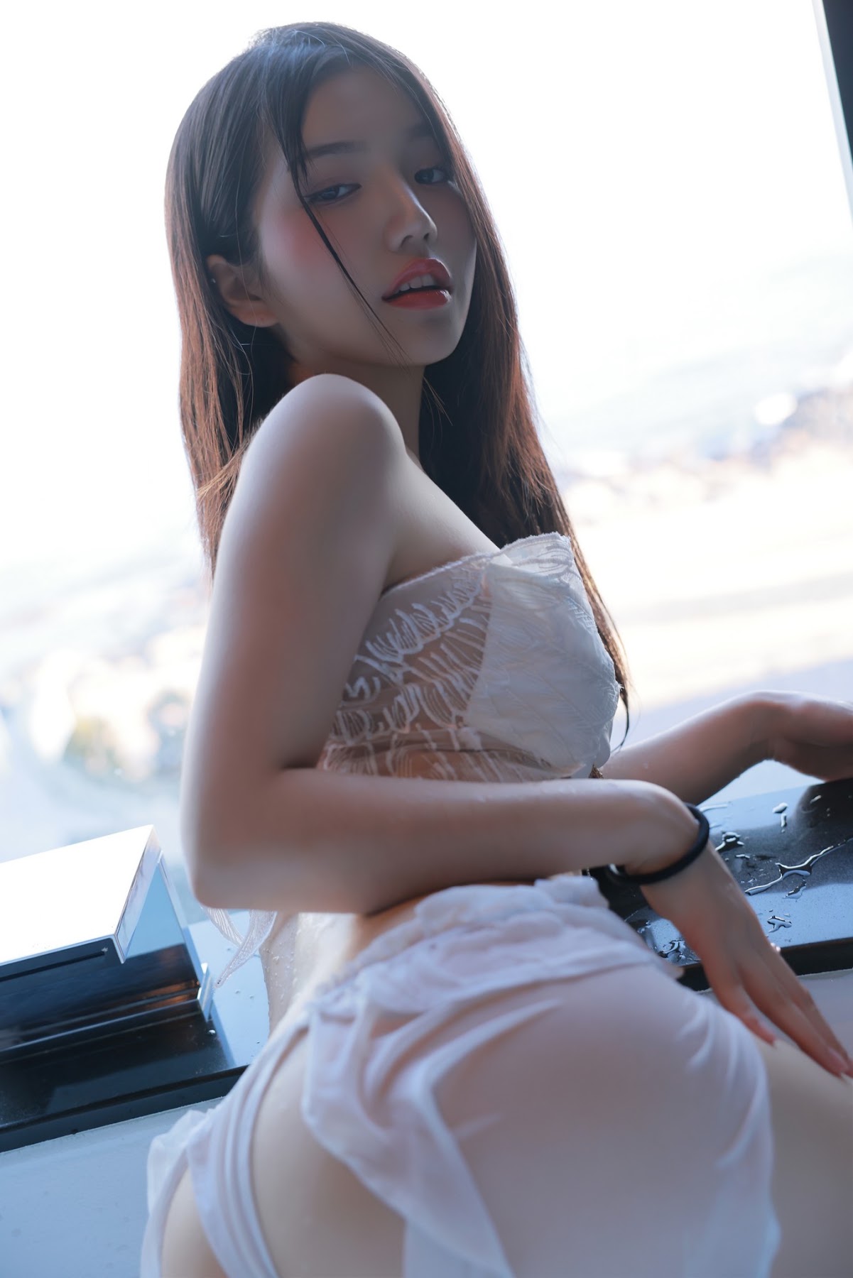 [SWEETBOX] YOONVELY – Vol.51 Fairy - P73