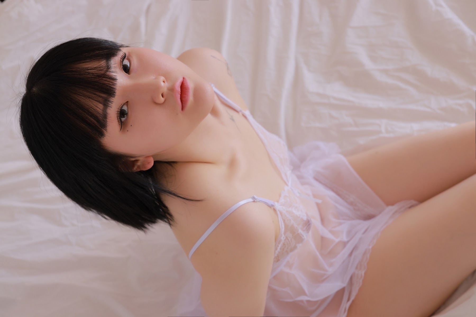 [SWEETBOX] YeonJju – Vol.31 Home Alone - P33