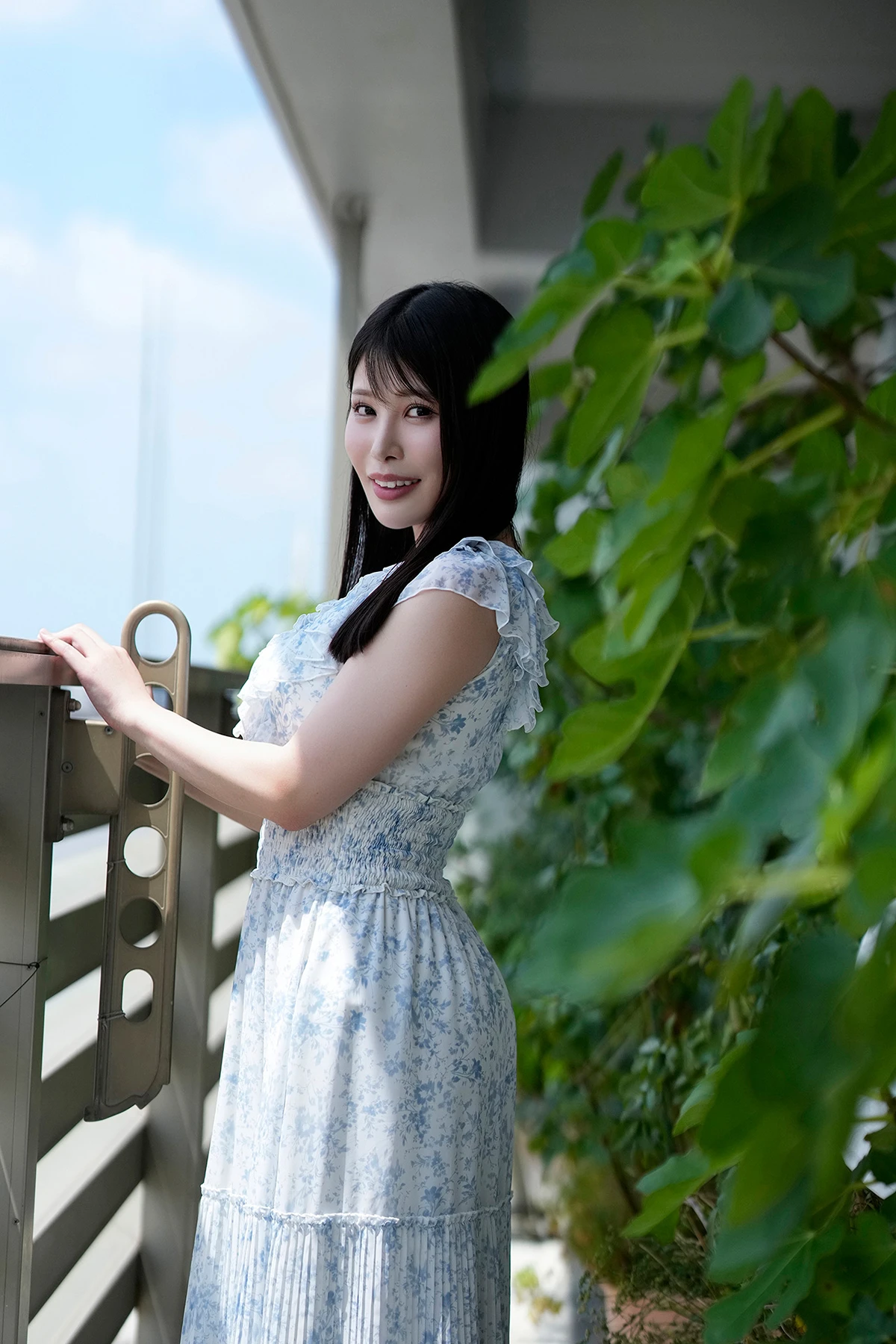 Rena Shirahana 白花れな – FLASHデジタル写真集R 「Gカップ保育士の秘密」 - P2