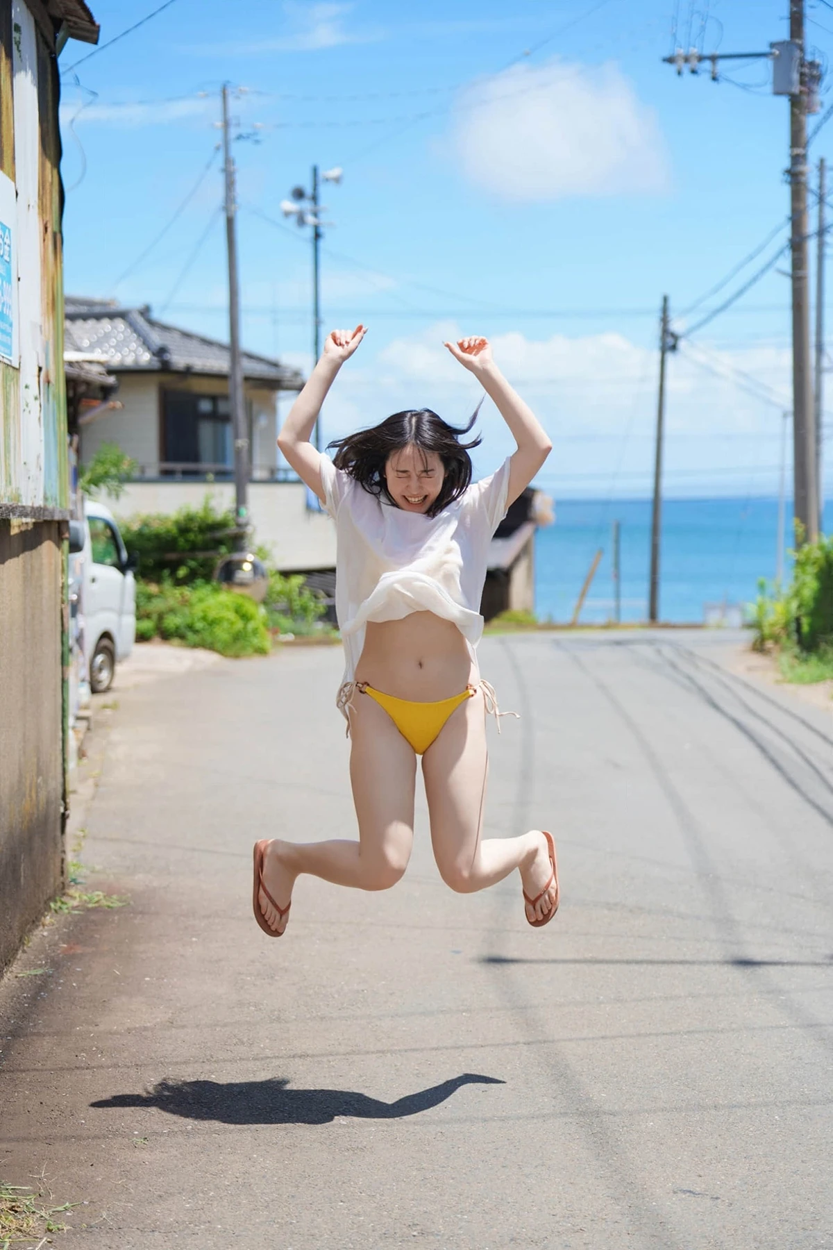 Miu Shirahama 白濱美兎 – 漫画アクションデジタル写真集 「君と僕の夏合宿」 - P4