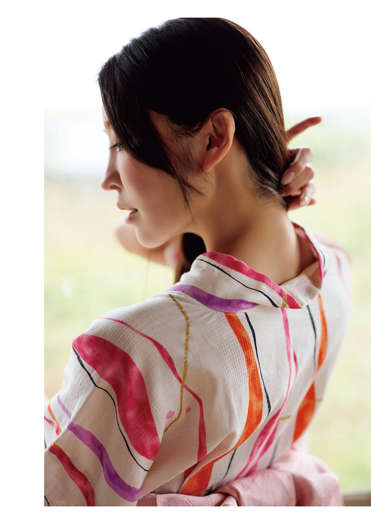 Hinako Mori 森日向子 – 写真集 「H」 - P18
