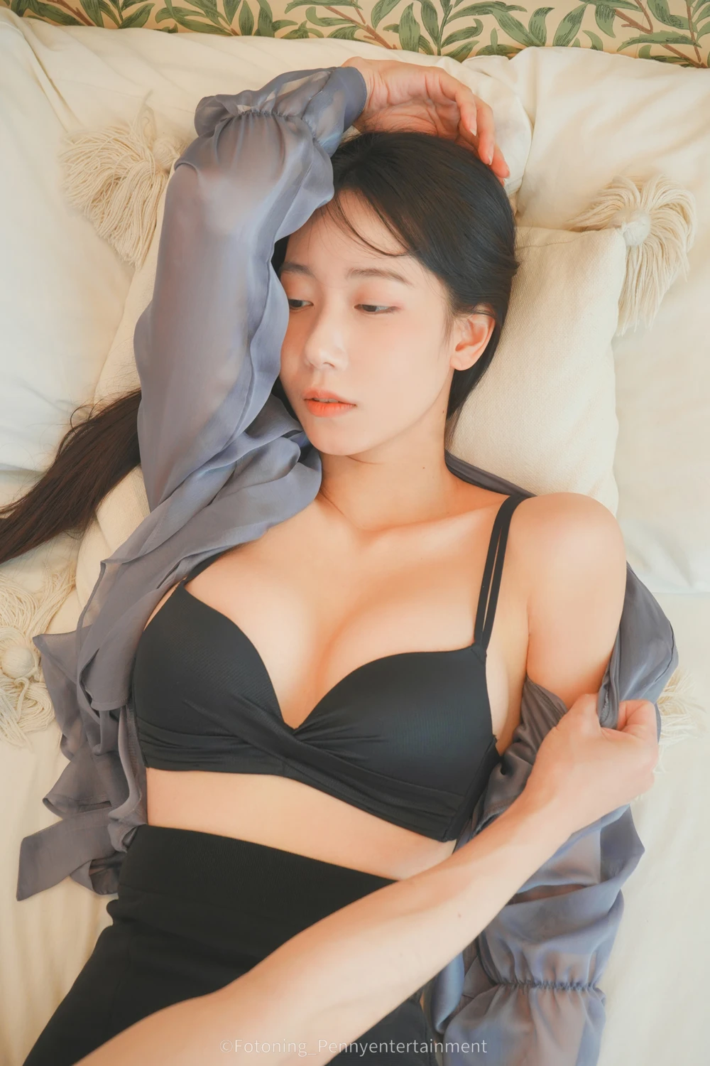 Eunji Pyo 표은지 – Photobook 「Girlfriend」 Vol.02 - P13