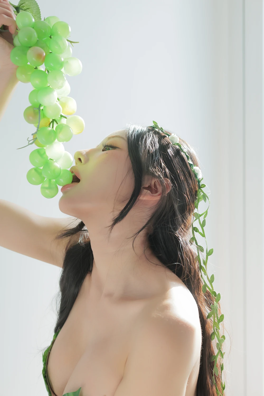 Dongeuran 동그란 – PhotoBook 「Green」 - P12