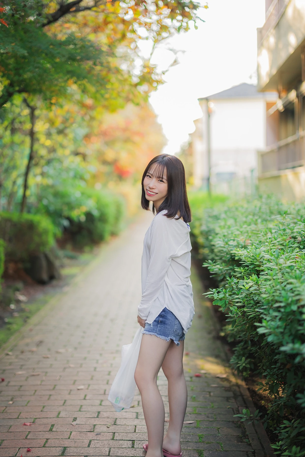 Himari Otsu 乙陽葵 : ヤングチャンピオンデジグラ 「落日」 - P44