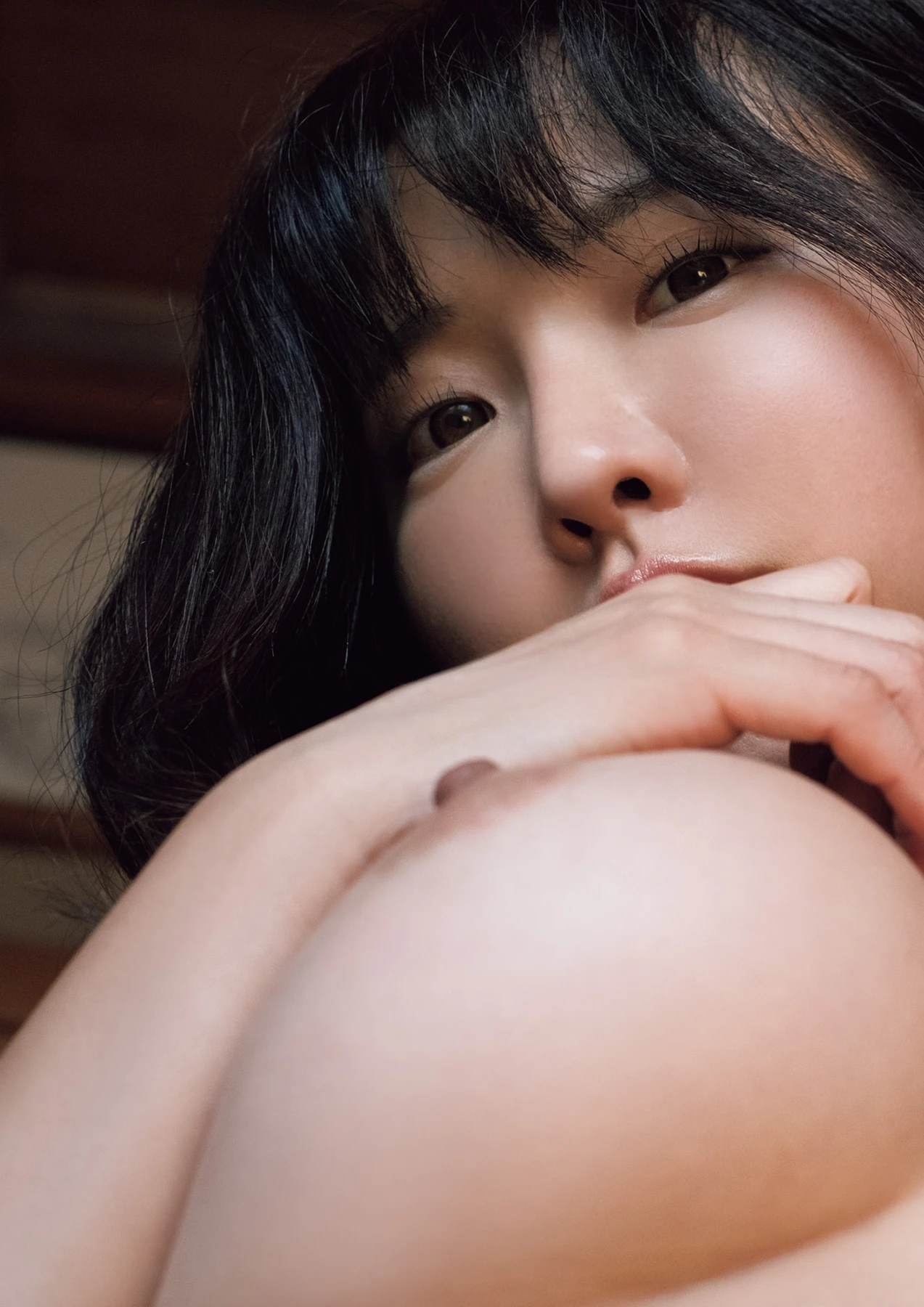 Hotaru Kusakabe 日下部ほたる – ヌード写真集 「赤い糸」 - P29