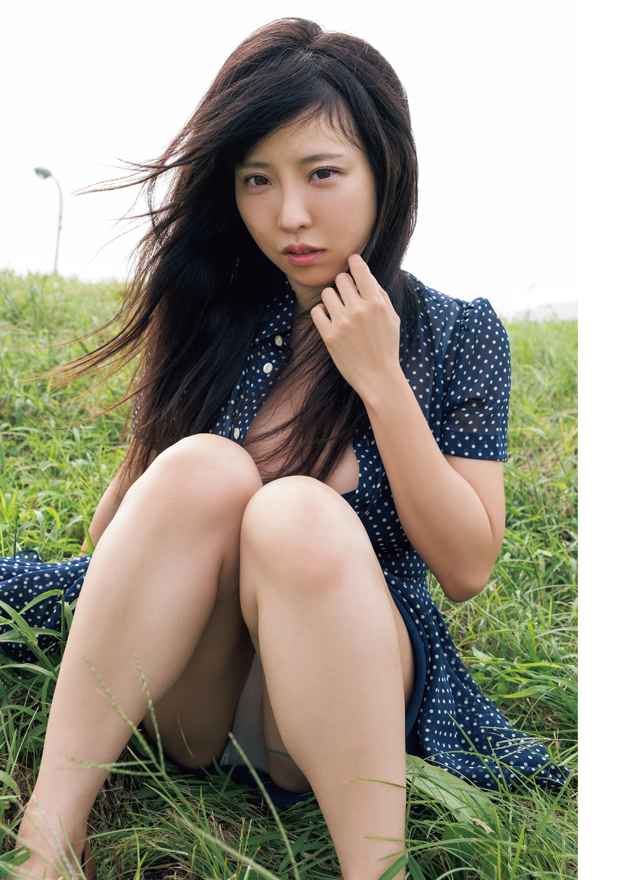 Hotaru Kusakabe 日下部ほたる – ヌード写真集 「赤い糸」 - P32