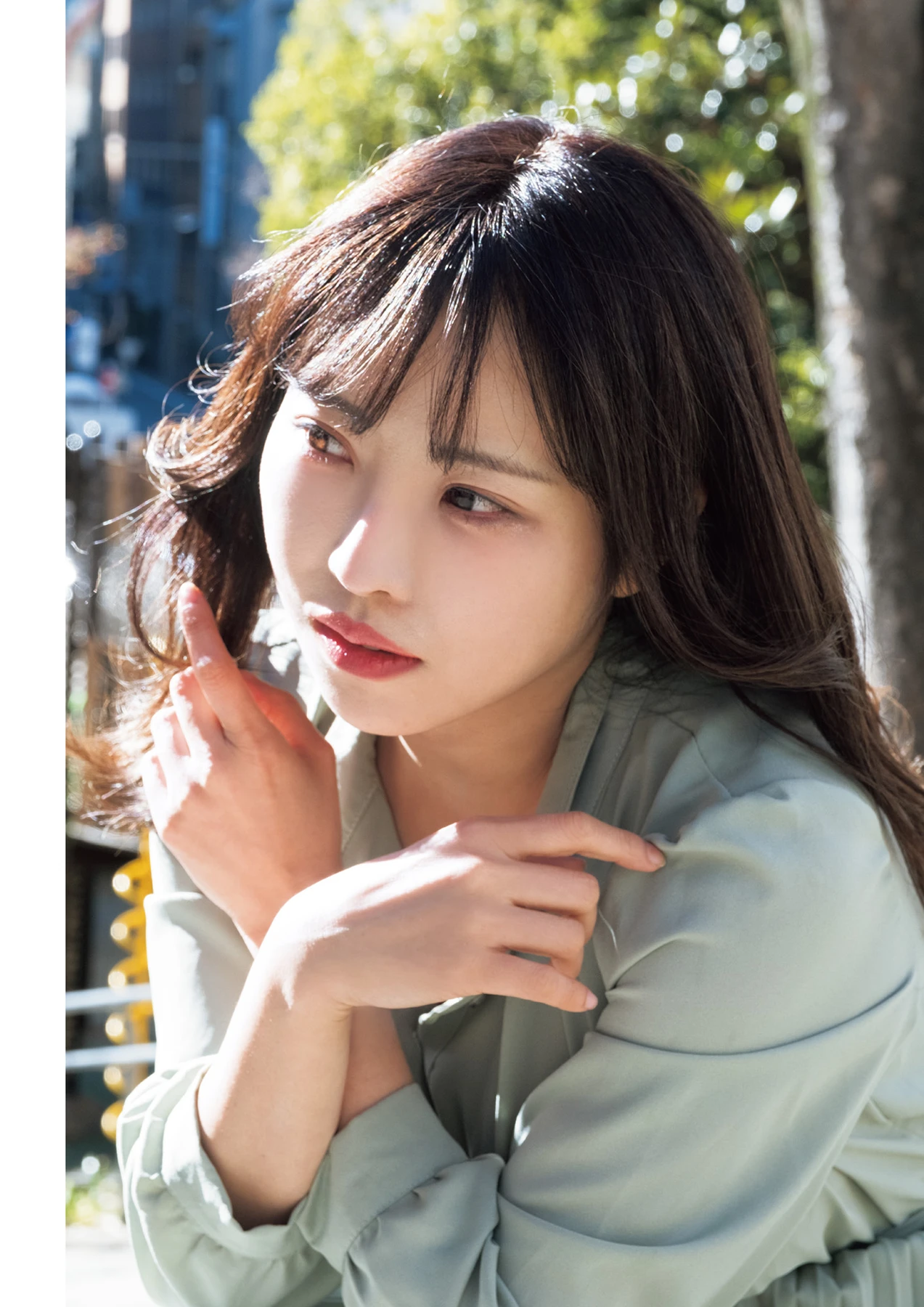 Hotaru Kusakabe 日下部ほたる – ヌード写真集 「赤い糸」 - P67