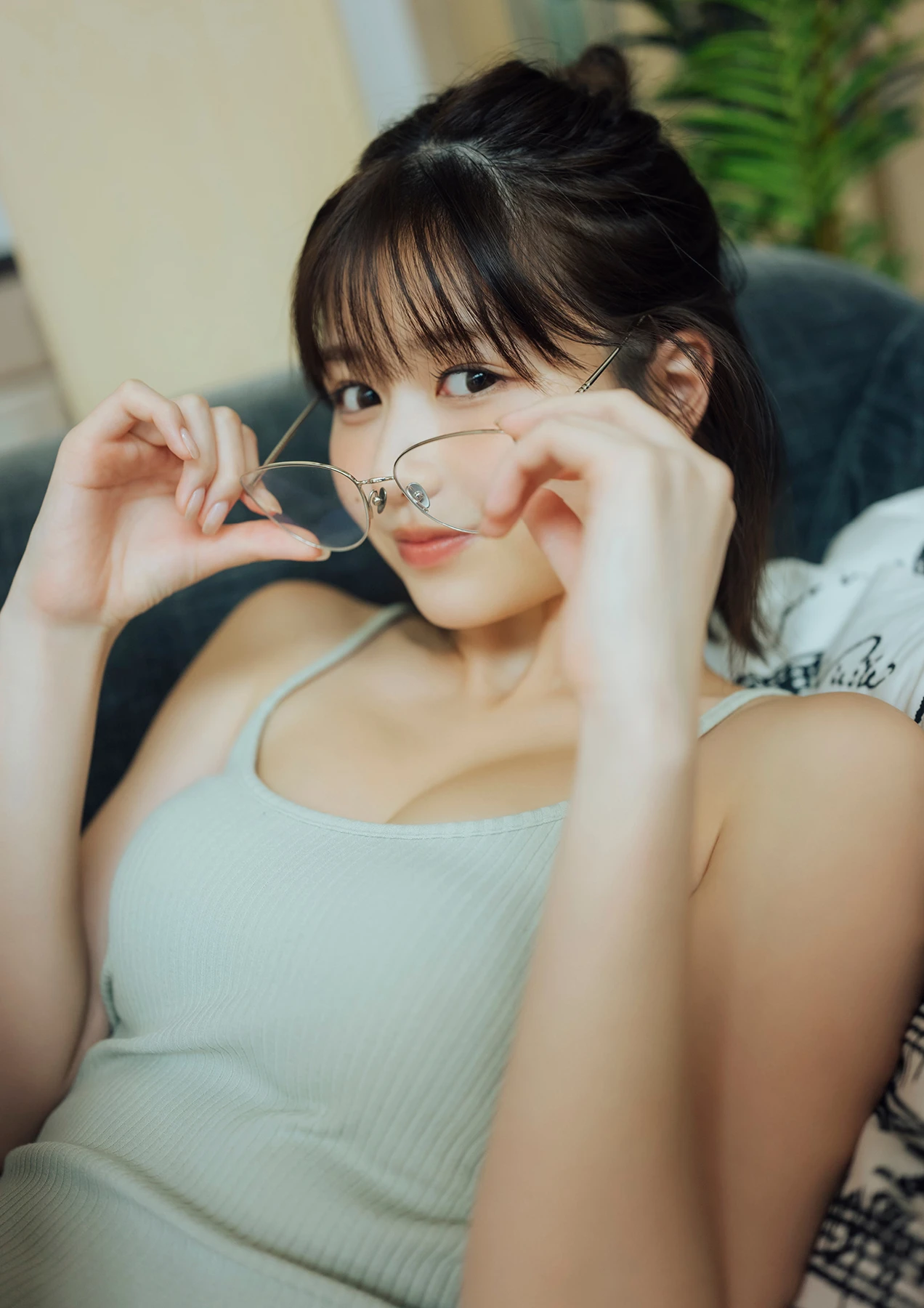 Yuzuha Saeki 冴木柚葉 – STRiKE! デジタル写真集 「EVERYDAY」 - P29