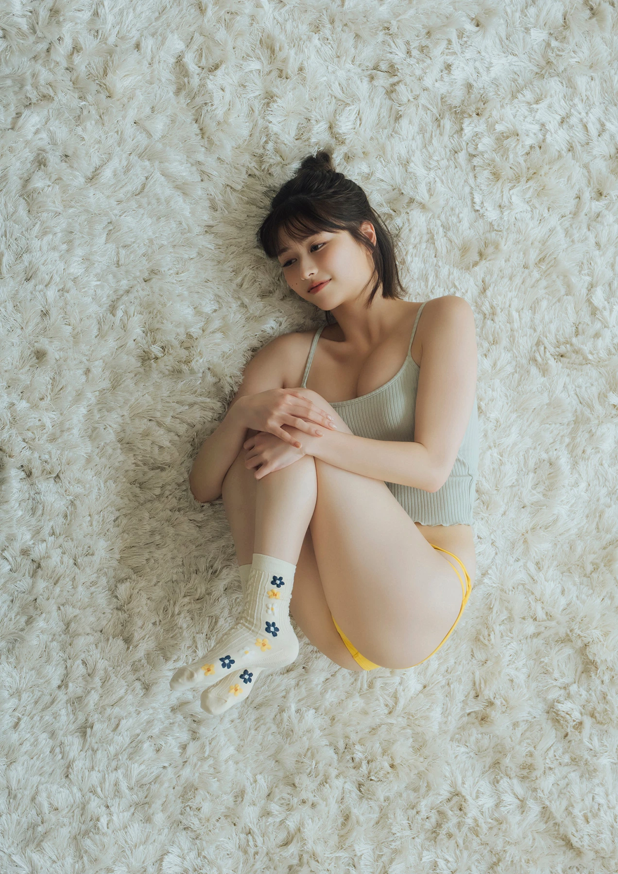 Yuzuha Saeki 冴木柚葉 – STRiKE! デジタル写真集 「EVERYDAY」 - P38