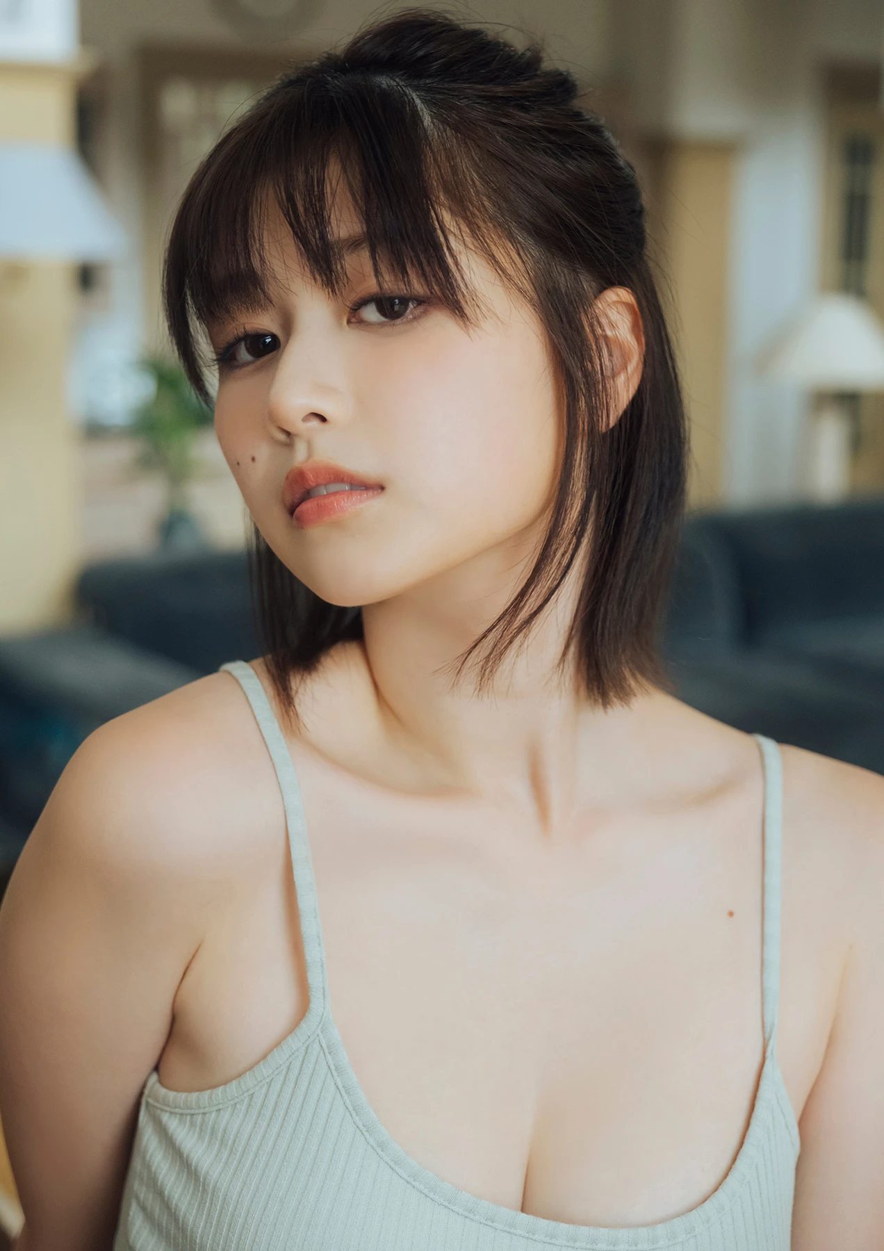 Yuzuha Saeki 冴木柚葉 – STRiKE! デジタル写真集 「EVERYDAY」 - P45
