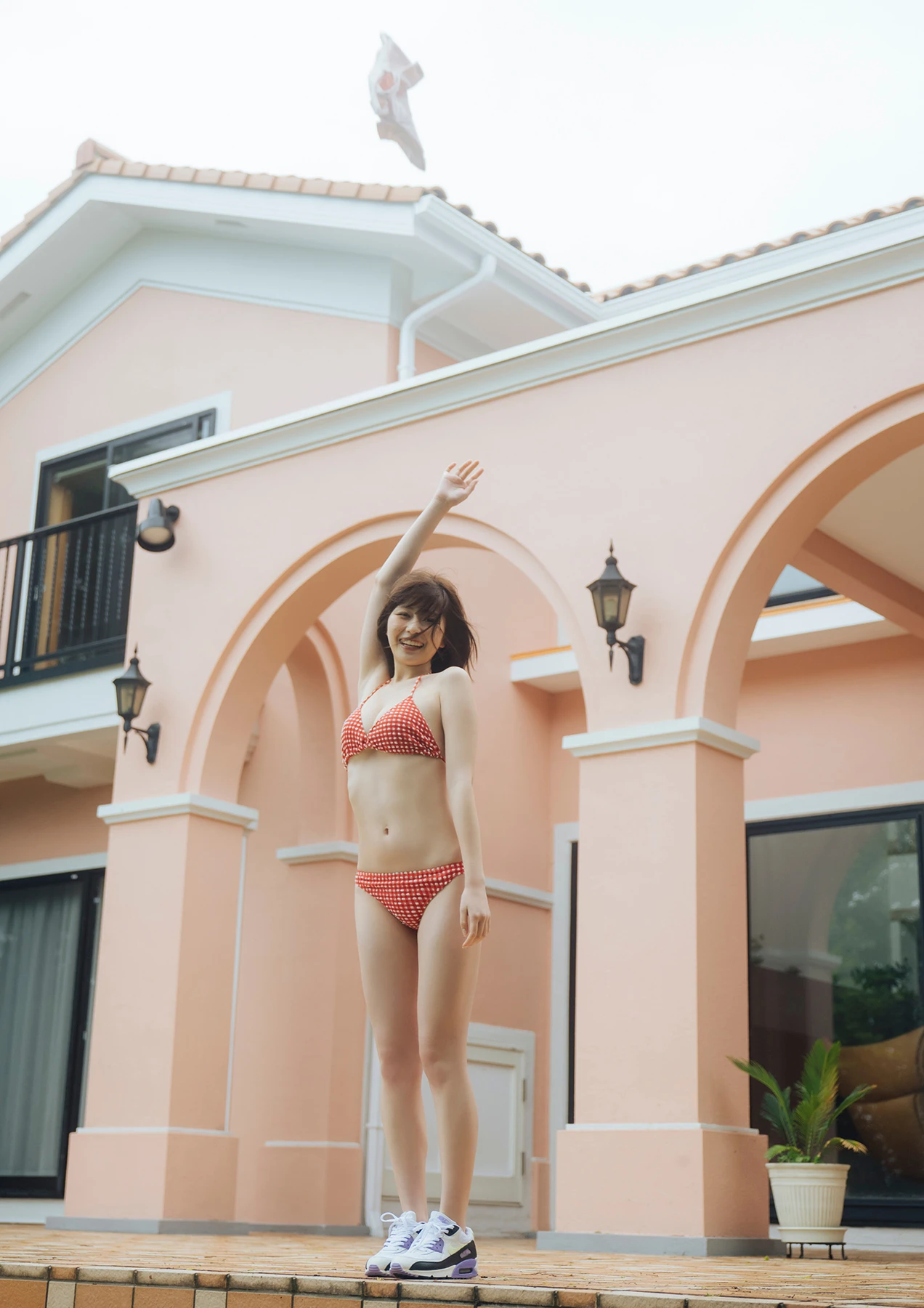 Yuzuha Saeki 冴木柚葉 – STRiKE! デジタル写真集 「EVERYDAY」 - P53