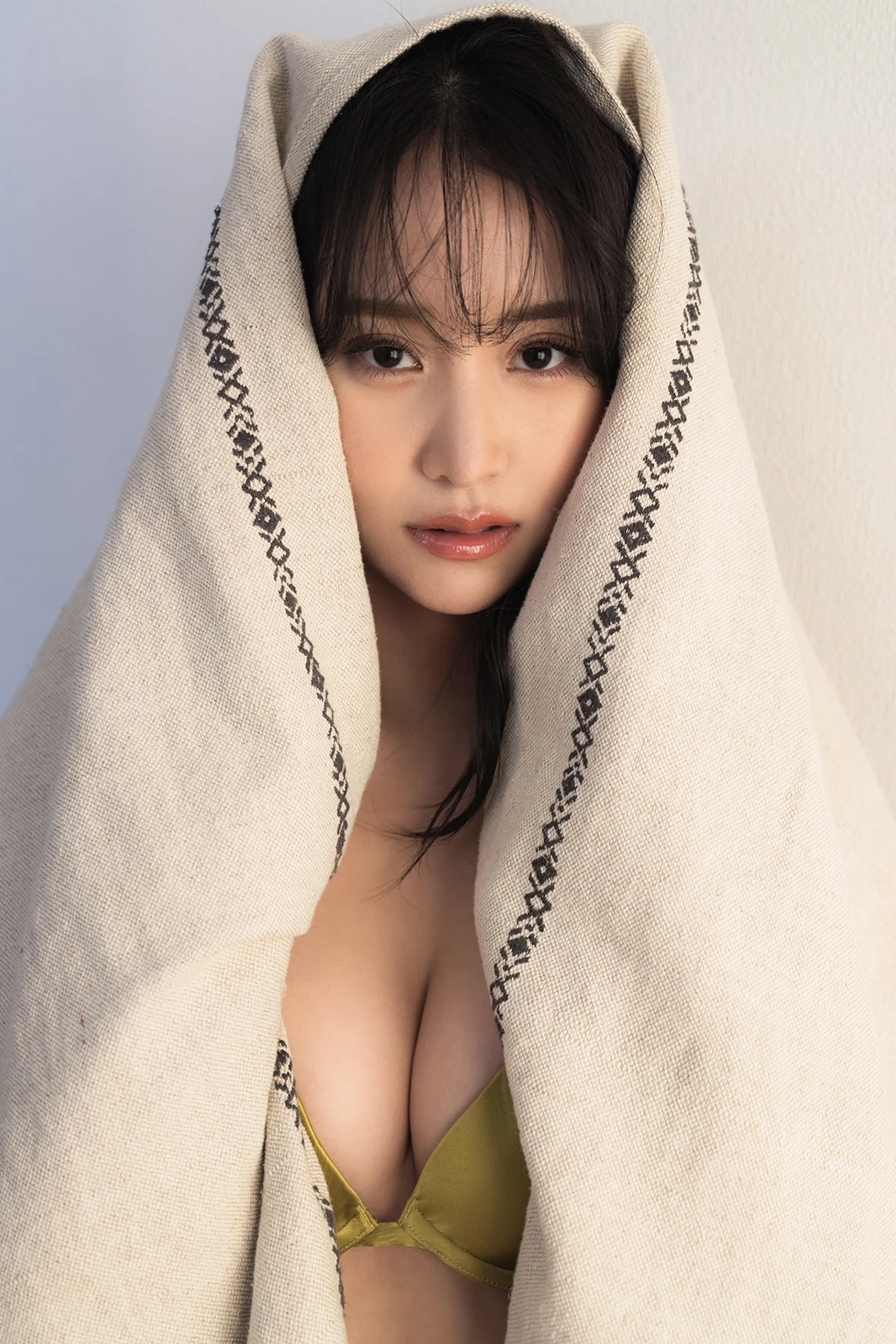 Mariya Nagao 永尾まりや – FLASHデジタル写真集 「君だけに見せるストーリー」 - P42